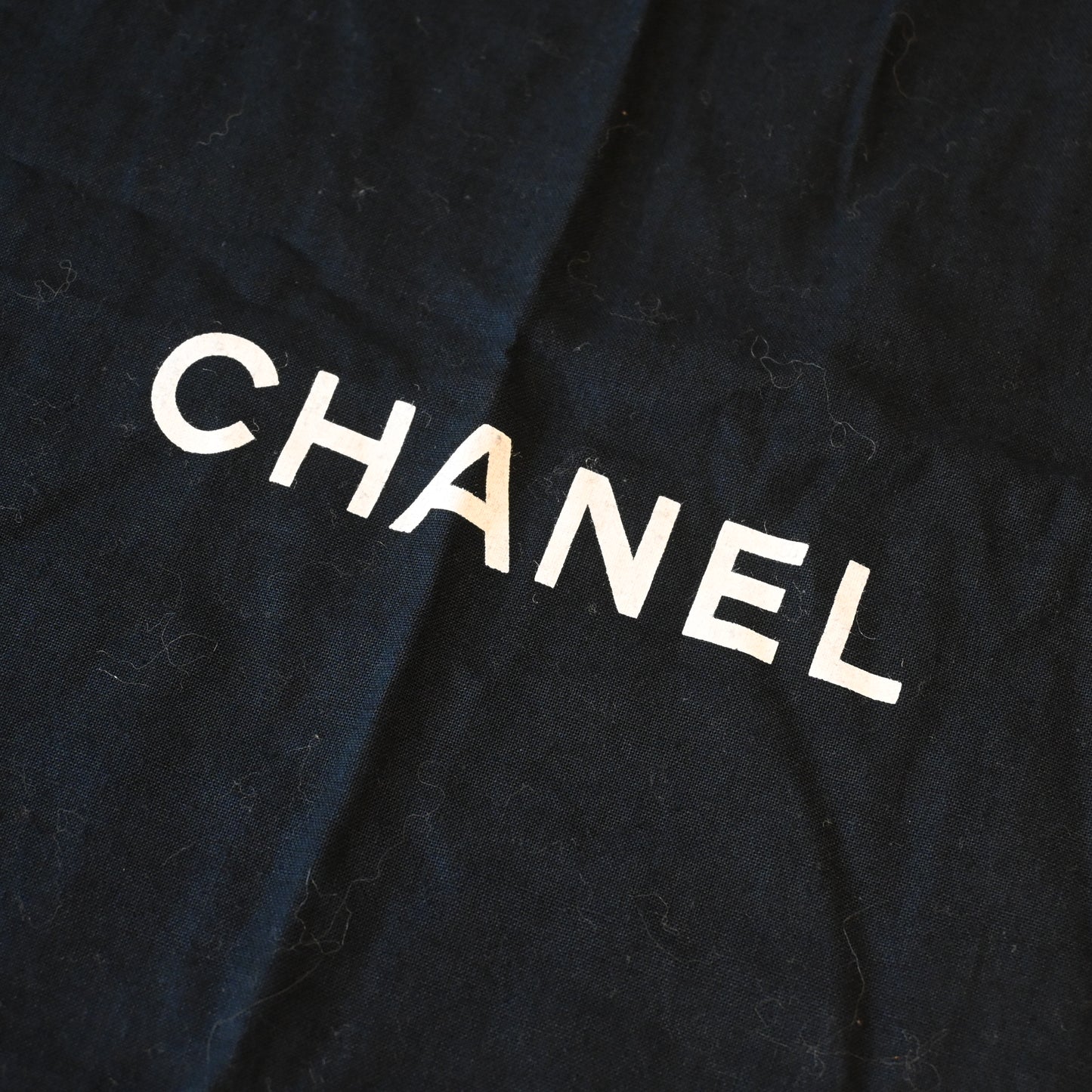 Chanel Logo Caviar Skin Mini Chain Tote - Leluxe Vintage Sdn. Bhd.