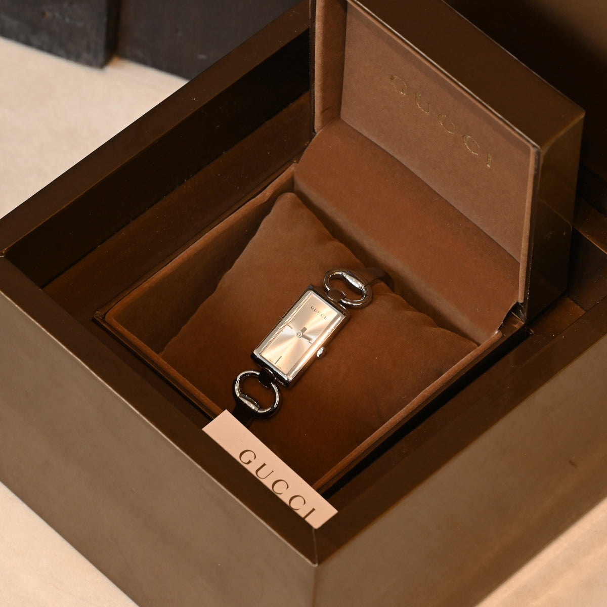 Gucci 119 Tornavoni Bangle Watch