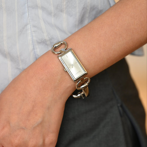 Gucci 119 Tornavoni Bangle Watch