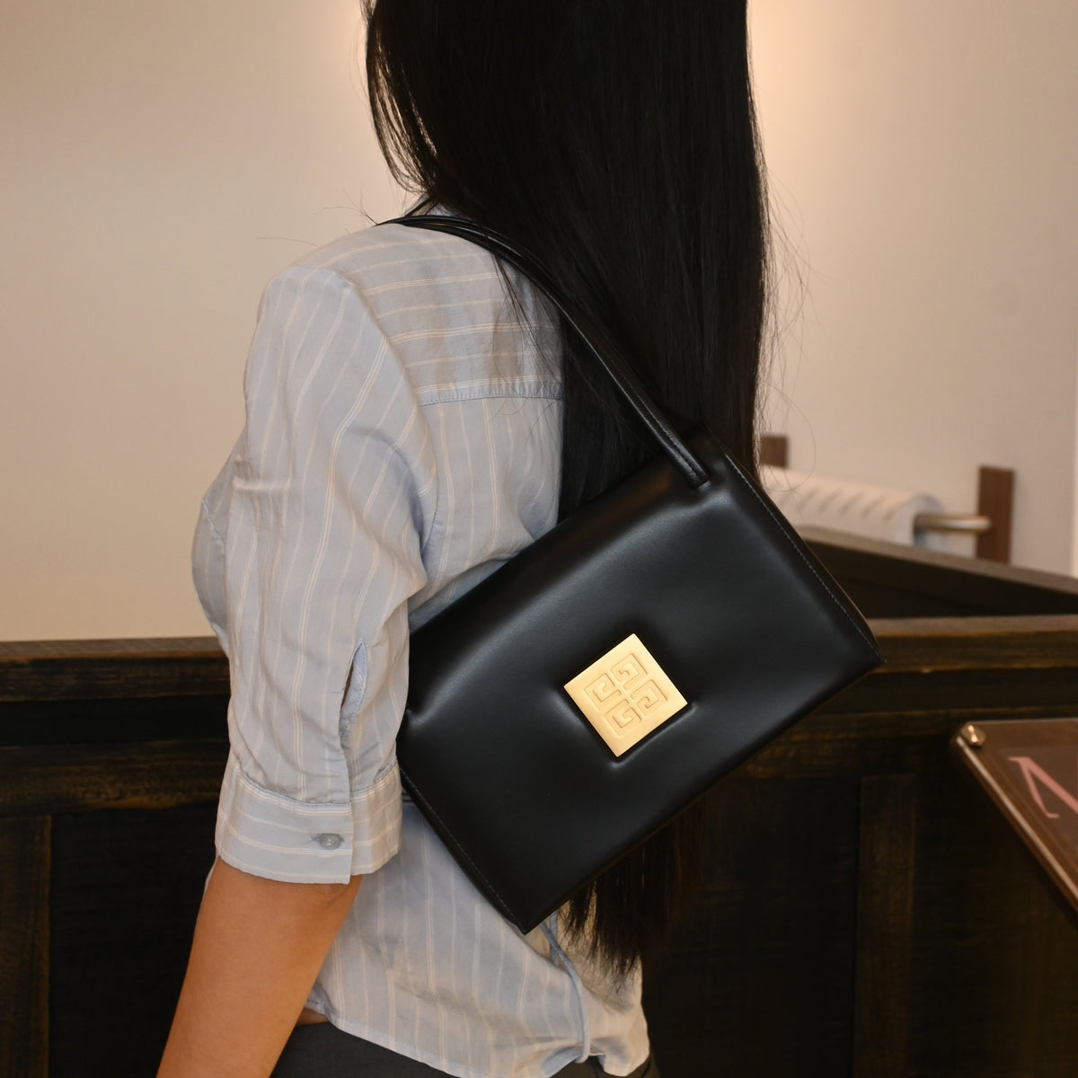 Givenchy Flip 4G Logo Buckle Shoulder Bag