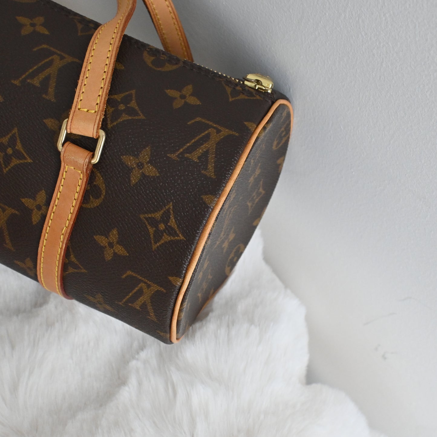 Louis Vuitton Papillon 26 Monogram