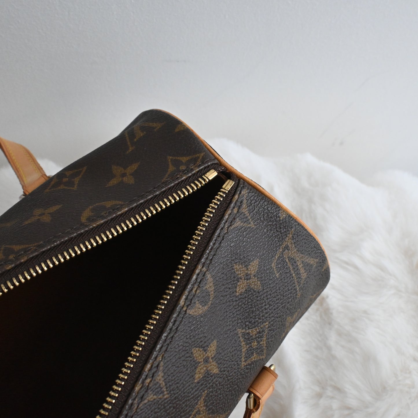 Louis Vuitton Papillon 26 Monogram