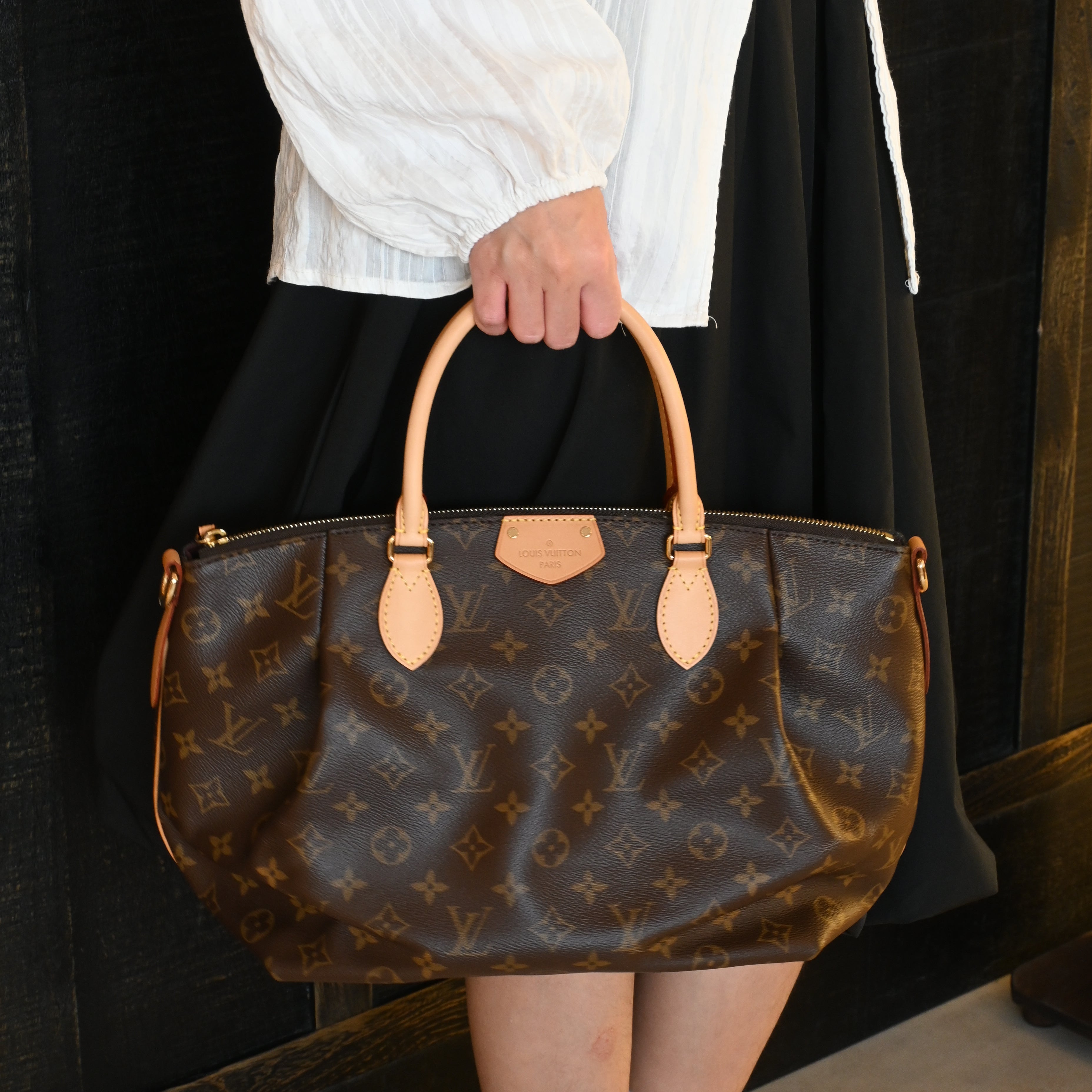 Louis Vuitton Turenne Handbag - Leluxe Vintage Sdn. Bhd.