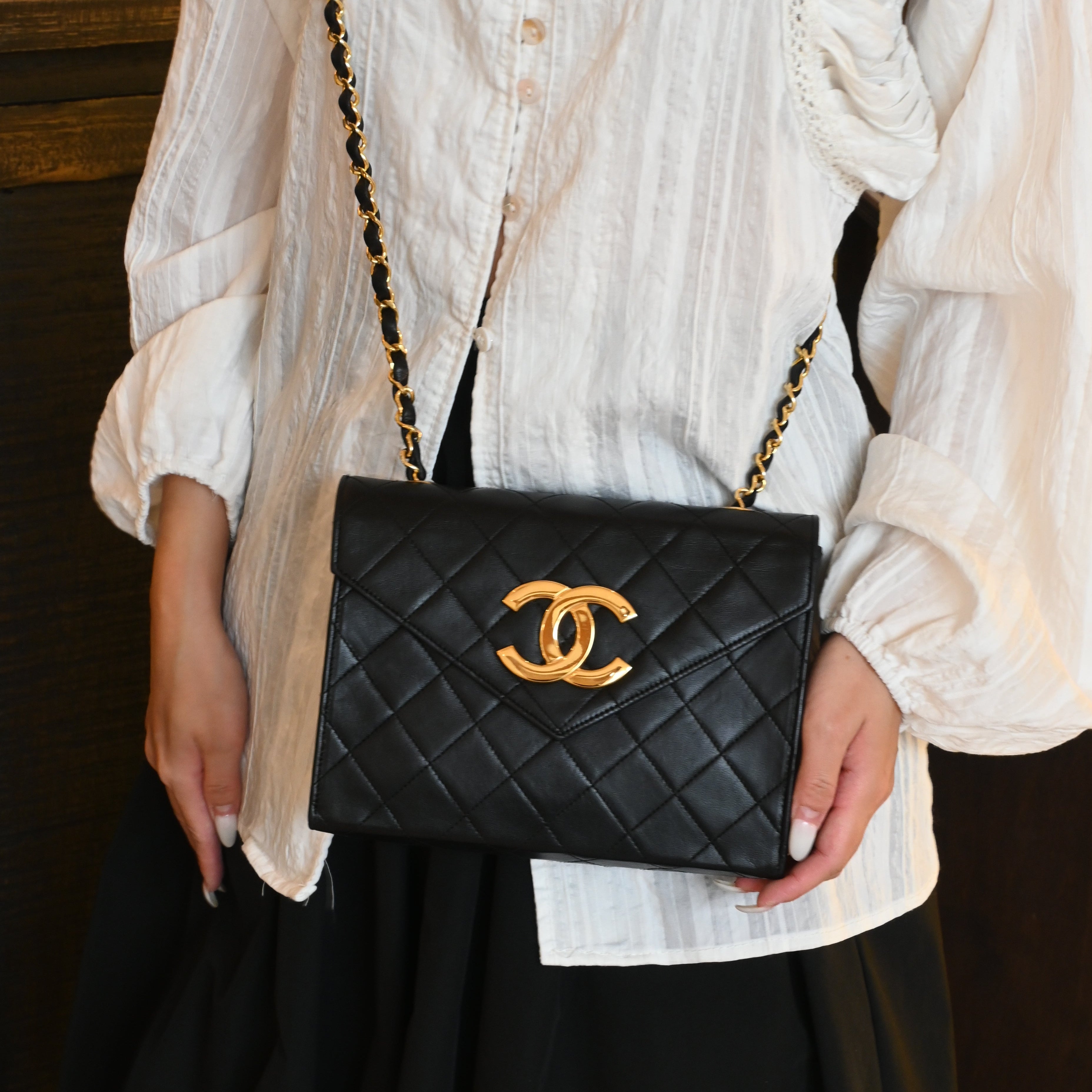 Chanel Big CC Logo Envelope Chain Bag - Leluxe Vintage Sdn. Bhd.