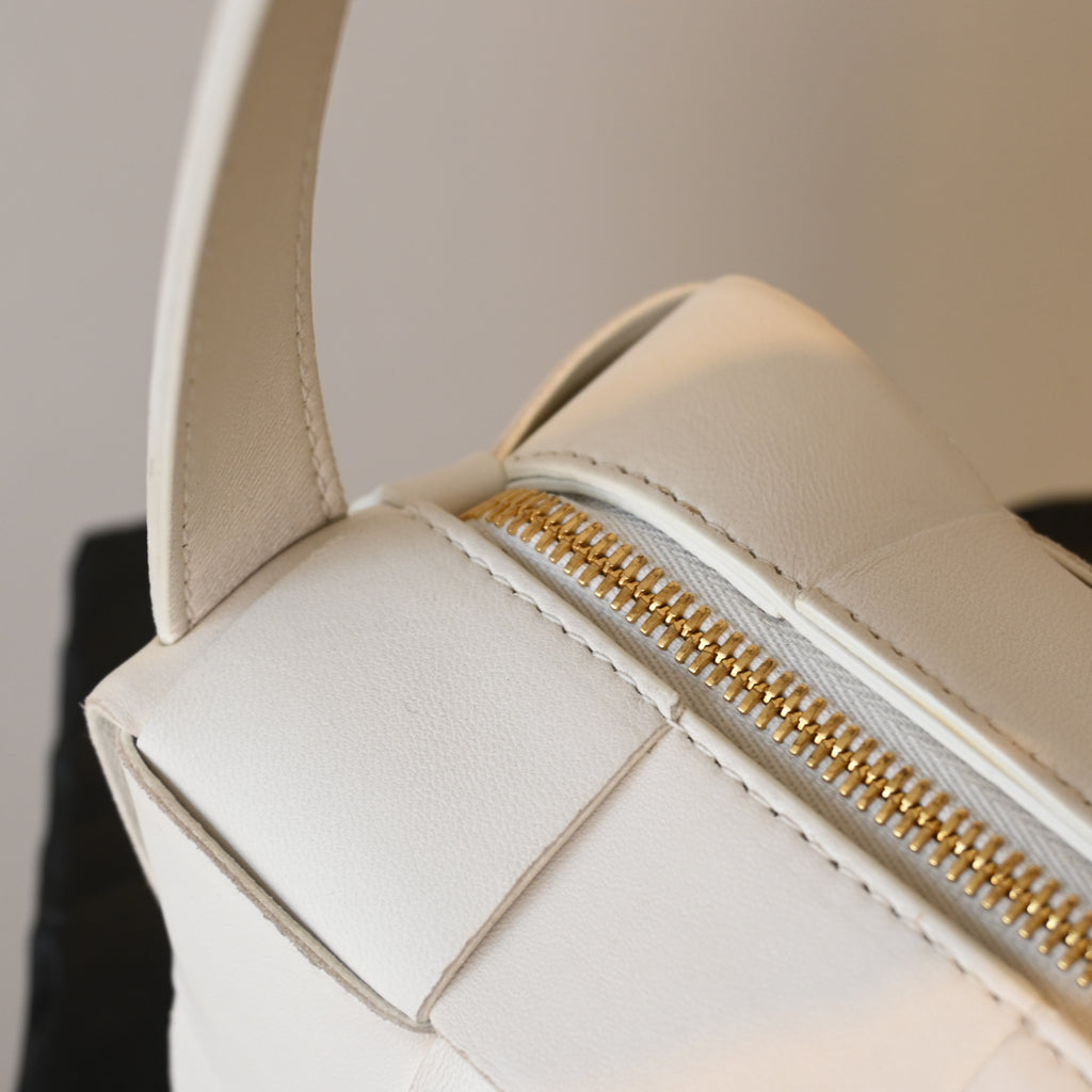 Bottega Veneta White Small Brick Bag - Leluxe Vintage Sdn. Bhd.