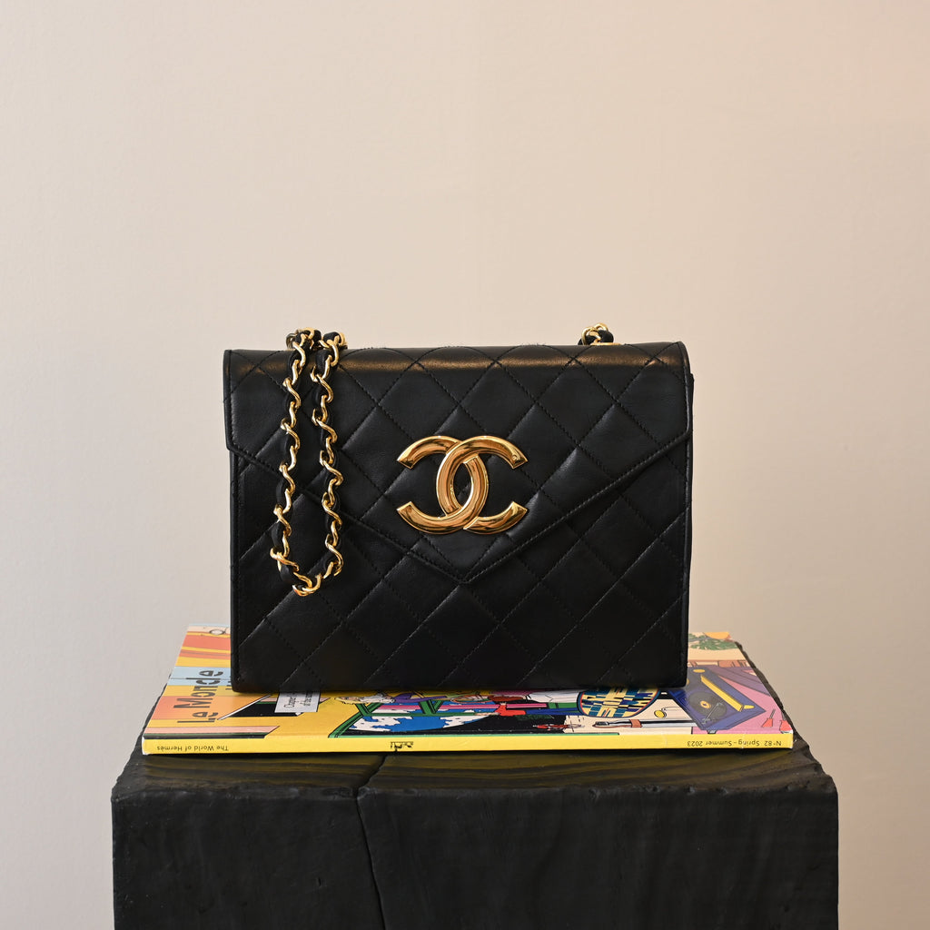 Chanel Big CC Logo Envelope Chain Bag - Leluxe Vintage Sdn. Bhd.