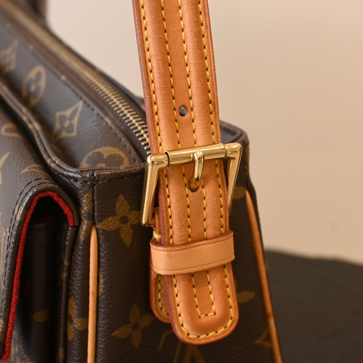 Louis Vuitton Viva Cite MM Monogram