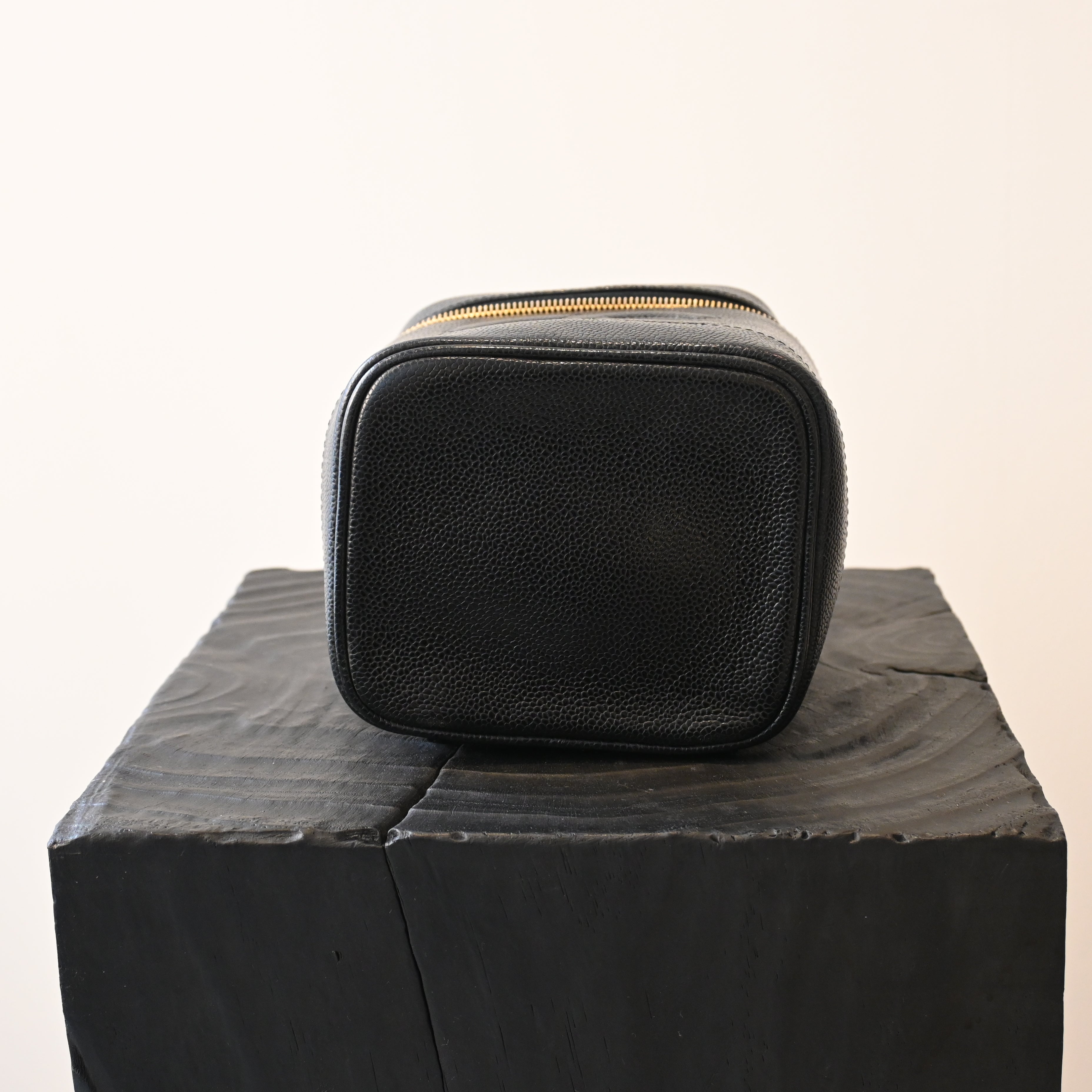 Chanel Vintage Vanity Case – Leluxe Vintage Sdn. Bhd.