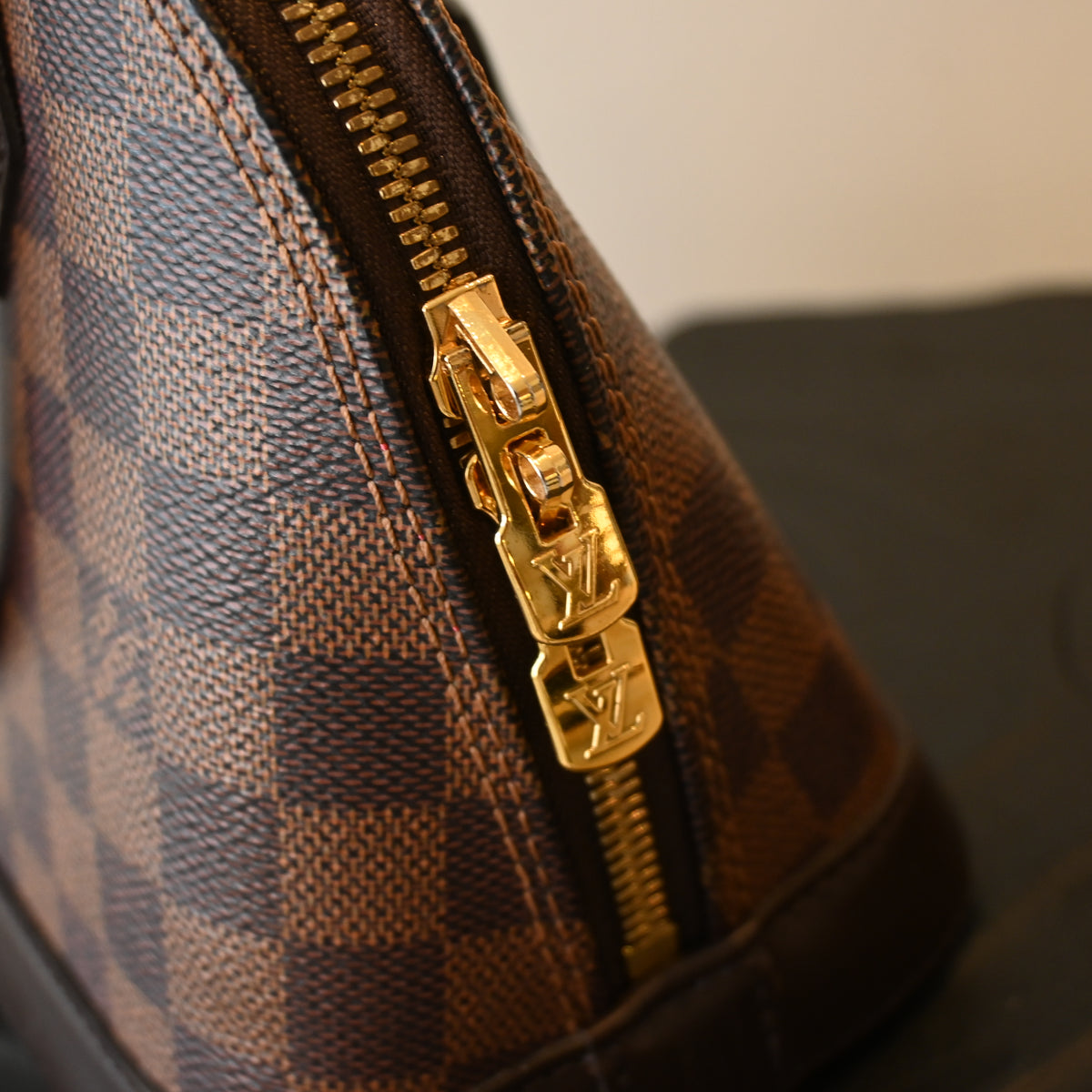 Louis Vuitton Alma BB Damier Ebene