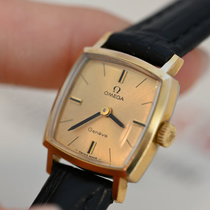 Omega Geneve Cushion Watch Ref.511.298 Cal.620