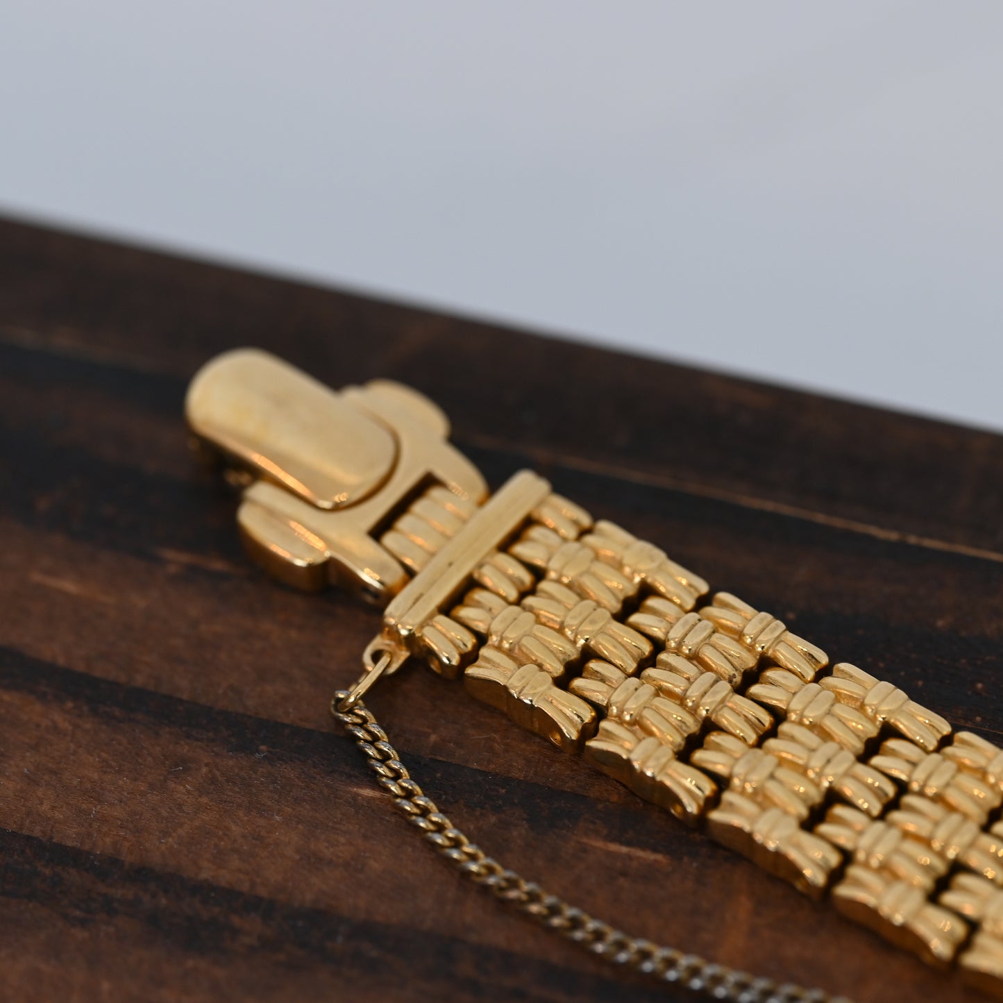 Seiko 1F21-5F40 Watch