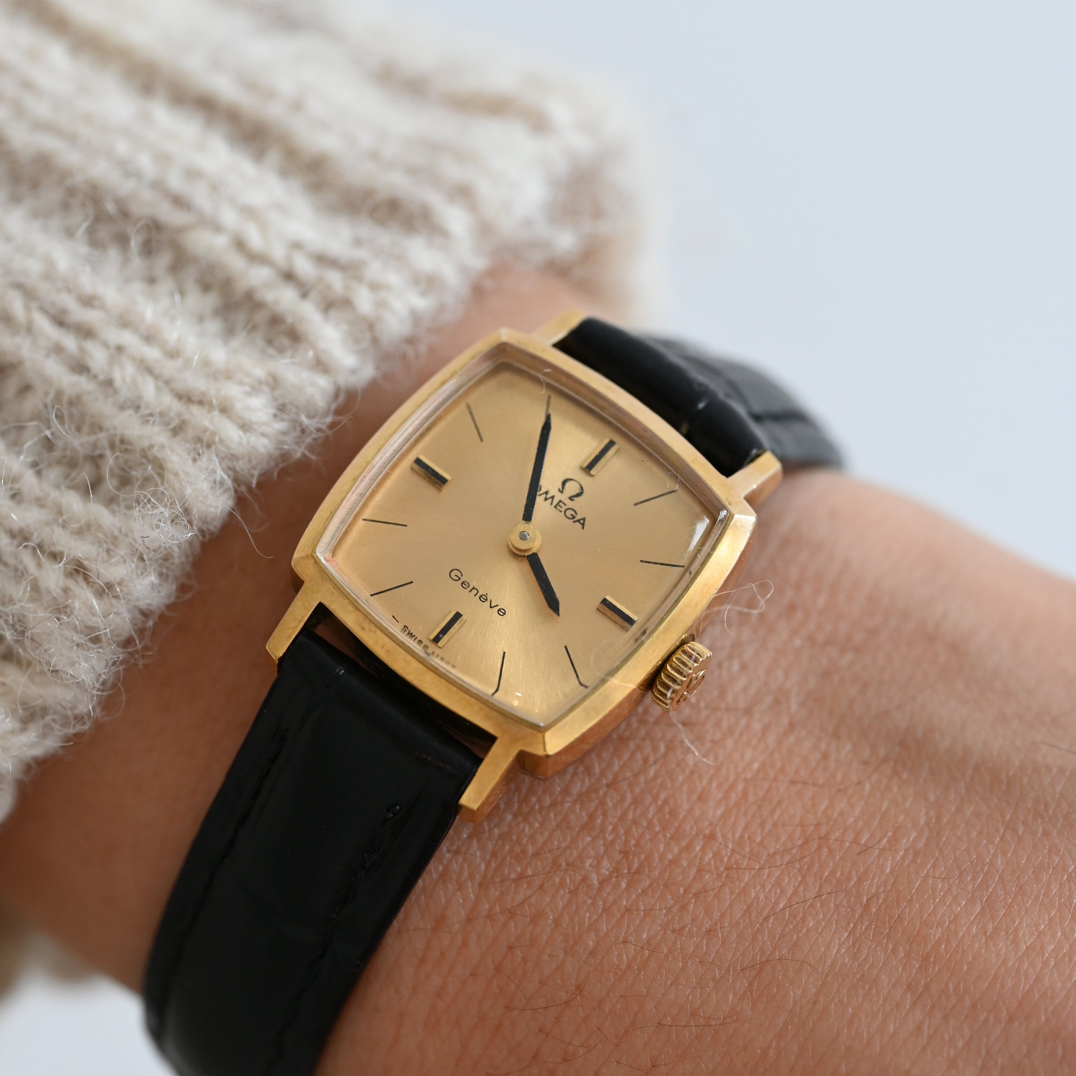 Omega Geneve Cushion Watch Ref.511.298 Cal.620 - Leluxe Vintage Sdn. Bhd.