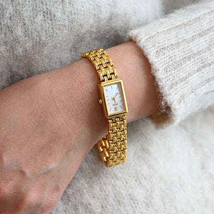 Seiko 1F21-5F40 Watch