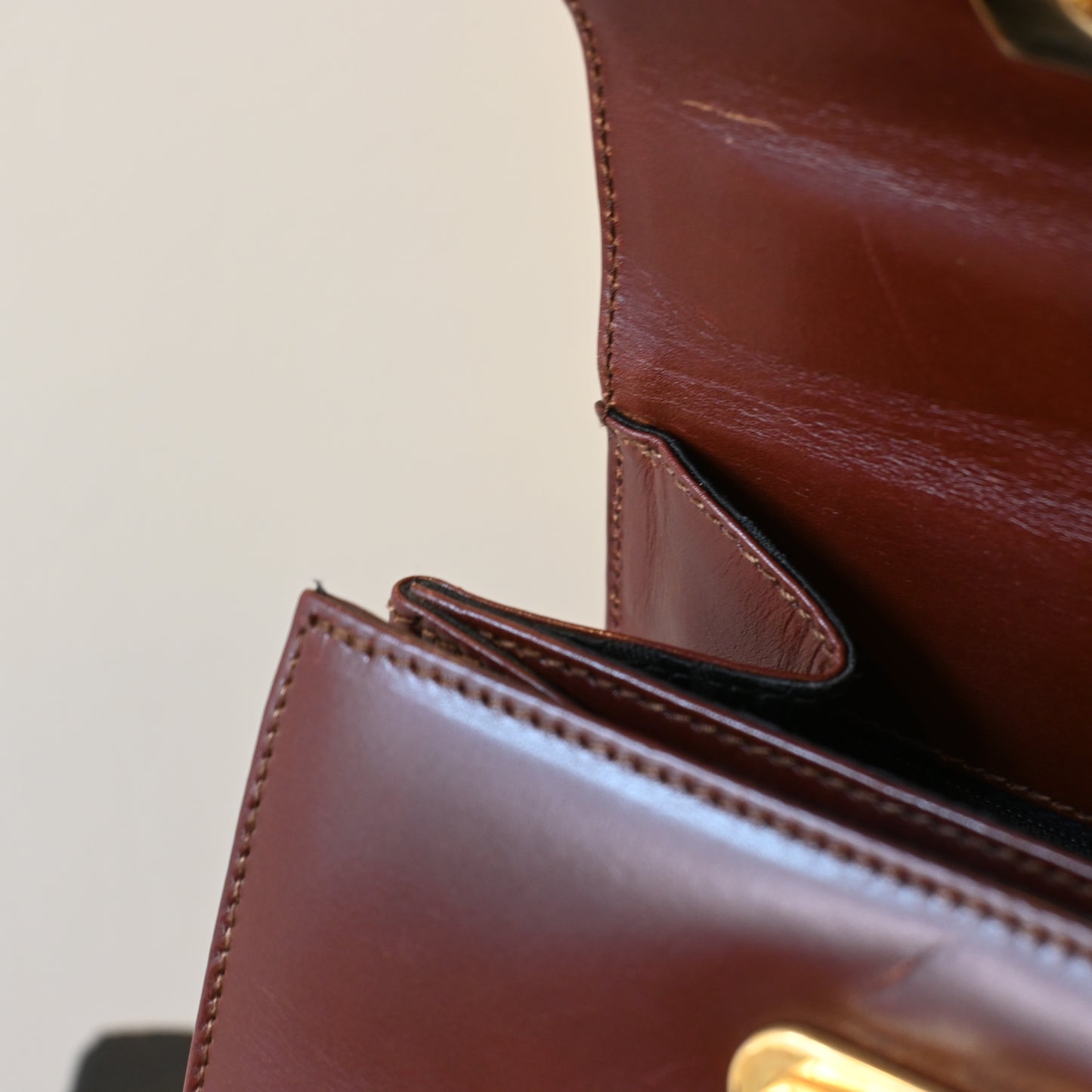 Salvatore Ferragamo Gancini Small Kelly Bordeaux