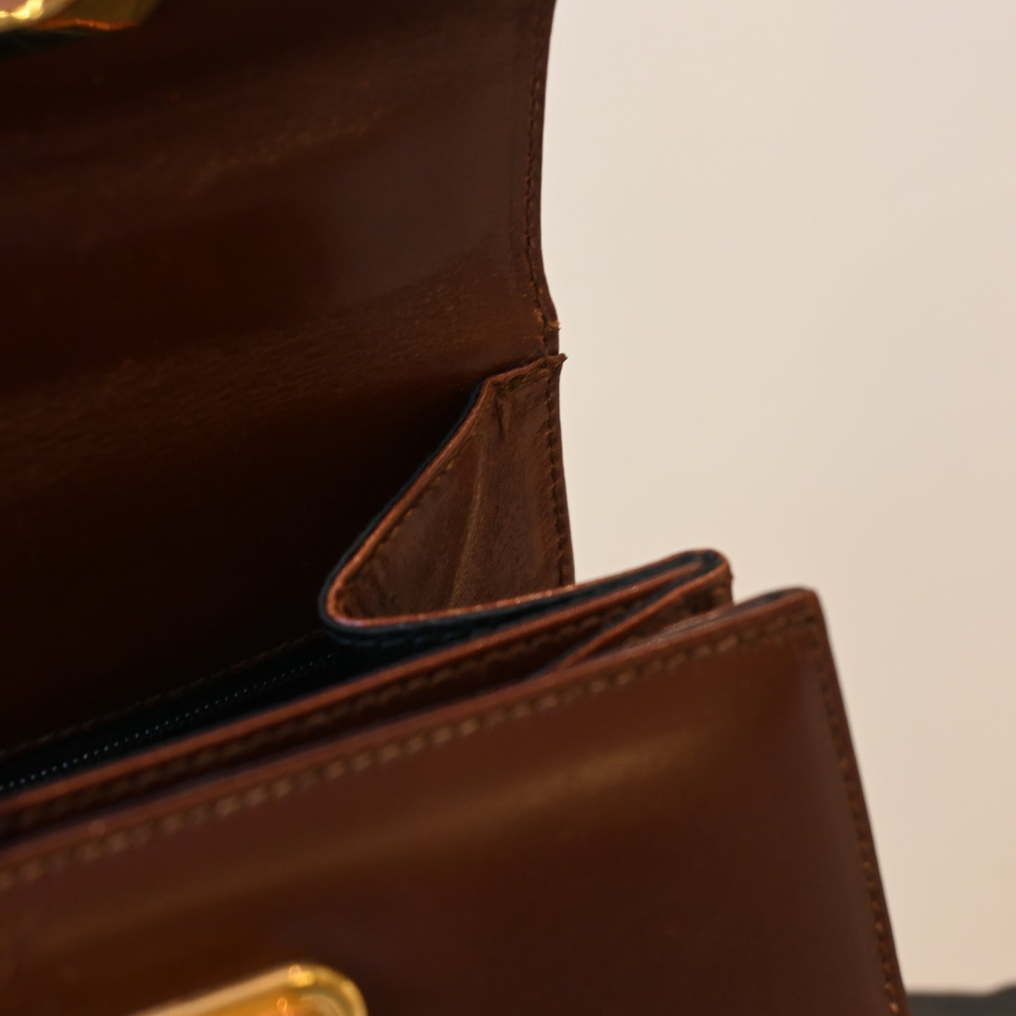 Salvatore Ferragamo Gancini Small Kelly Bordeaux