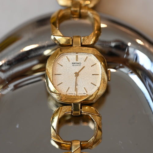 Seiko 16-5870 Bracelet Watch - Leluxe Vintage Sdn. Bhd.