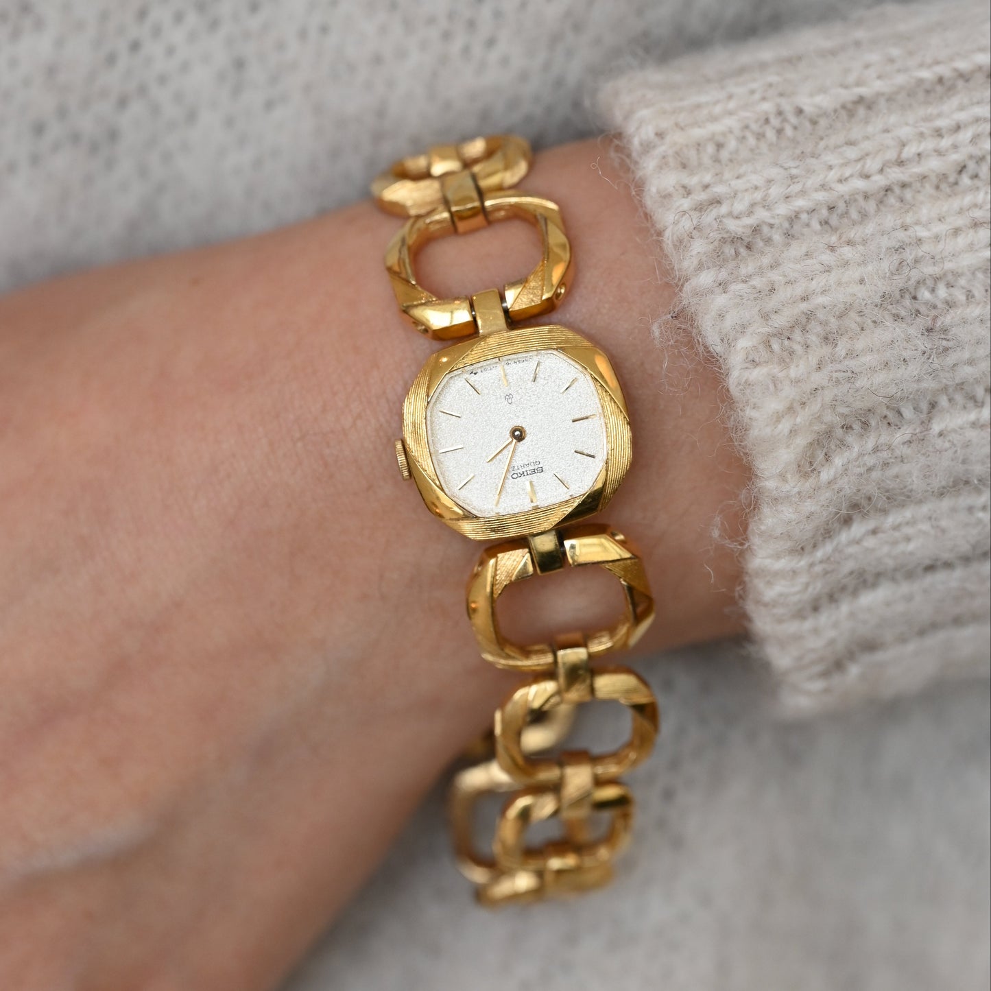 Seiko 16-5870 Bracelet Watch