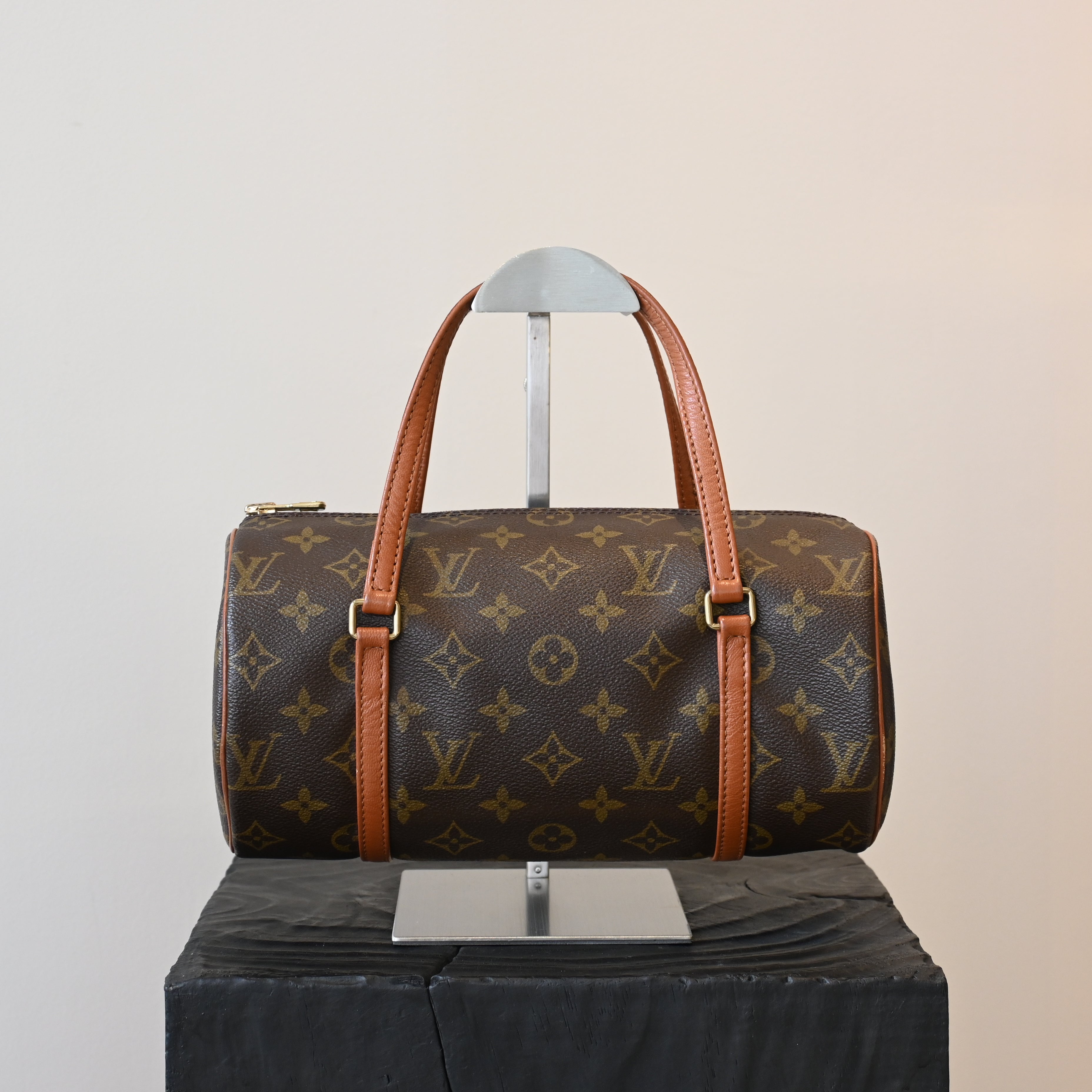 Louis Vuitton Papillon 26 Monogram - Leluxe Vintage Sdn. Bhd.