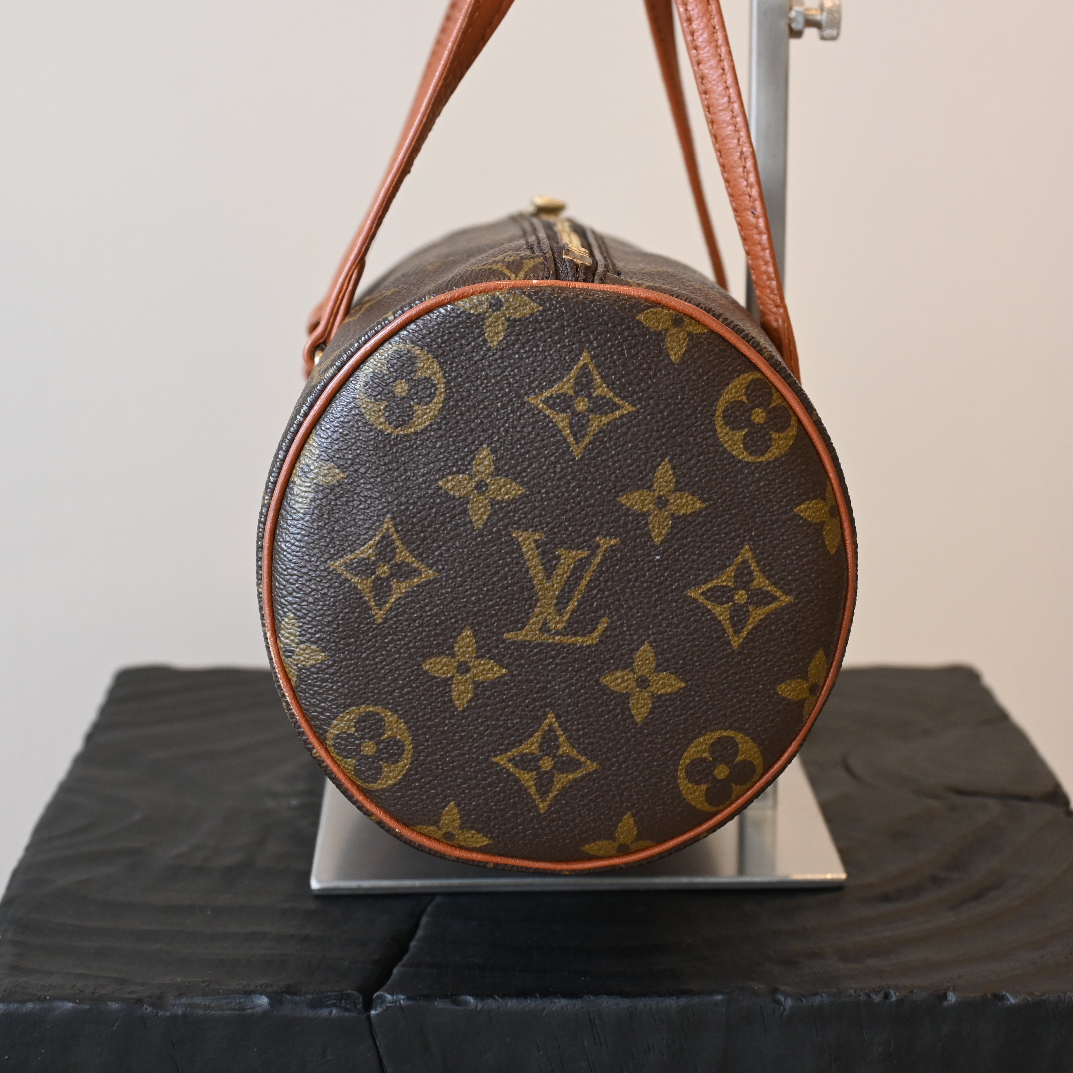 Louis Vuitton Papillon 26 Monogram - Leluxe Vintage Sdn. Bhd.