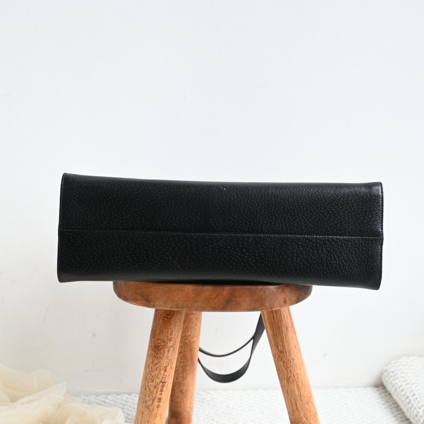 Gucci Grained Calfskin Business Laptop Tote