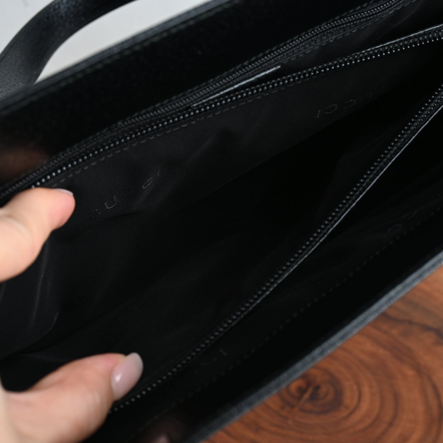 Gucci Grained Calfskin Business Laptop Tote