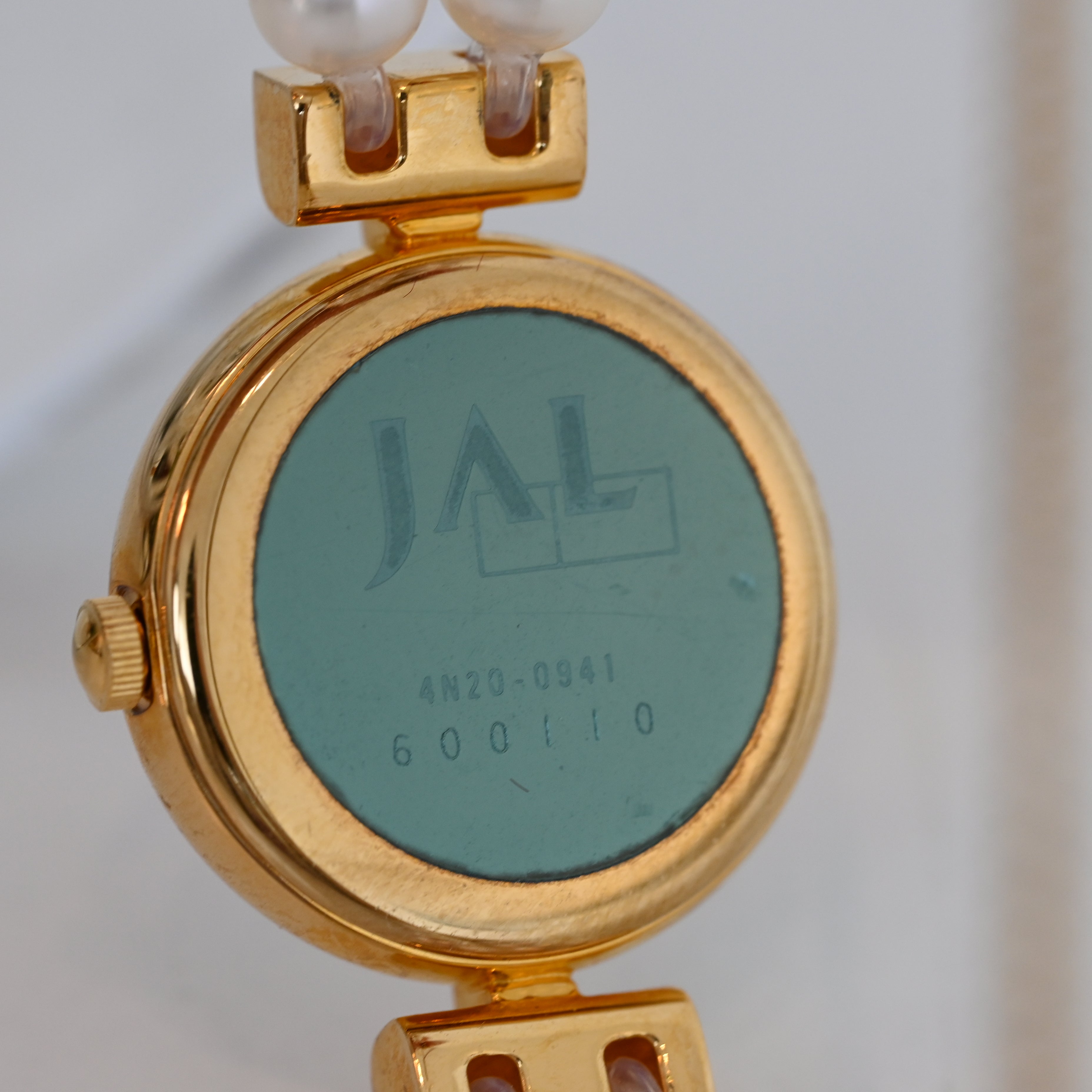 Mikimoto Double Pearl Bracelet JAL Watch ref. 4N20-0941 - Leluxe Vintage Sdn. Bhd.