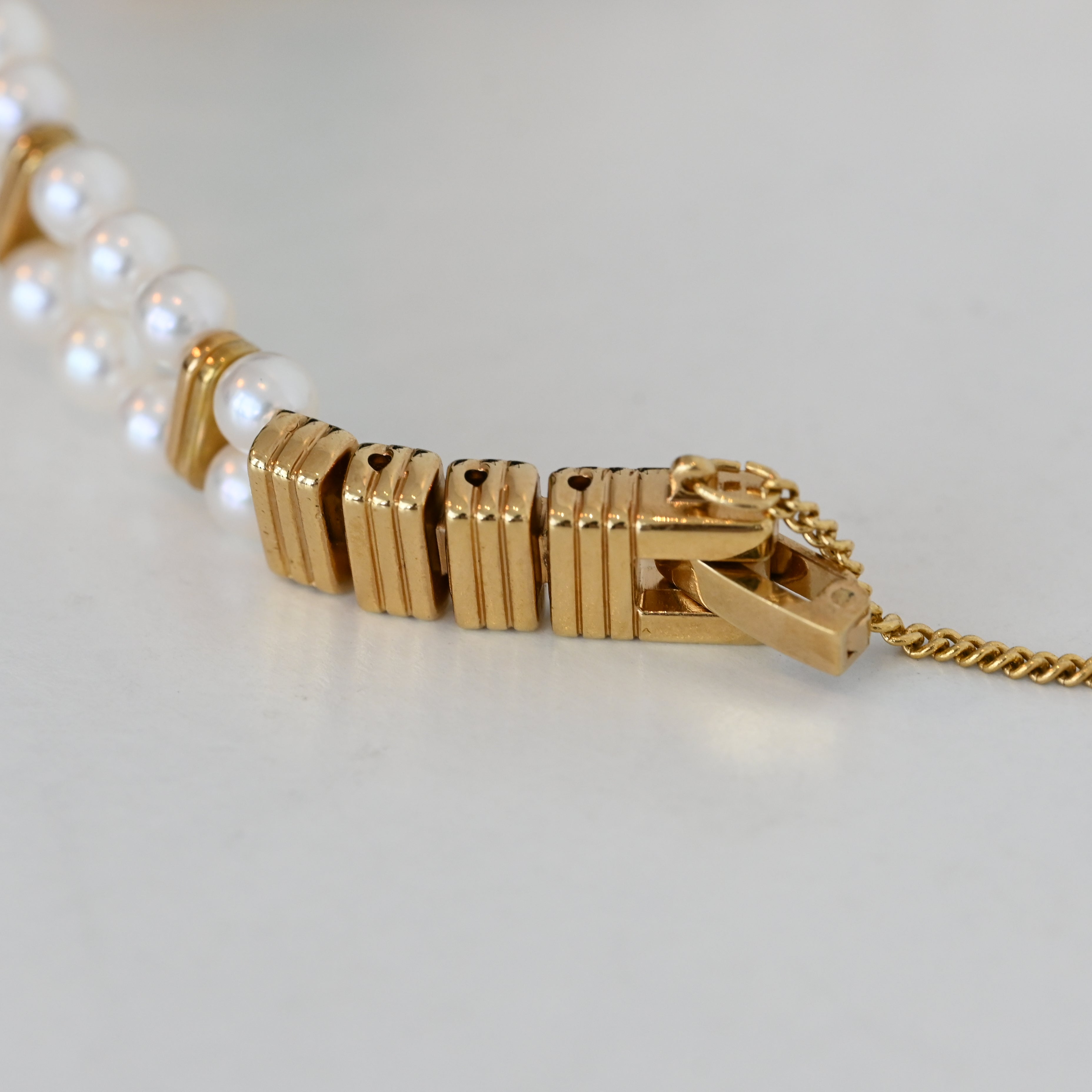 Mikimoto Double Pearl Bracelet JAL Watch ref. 4N20-0941 - Leluxe Vintage Sdn. Bhd.