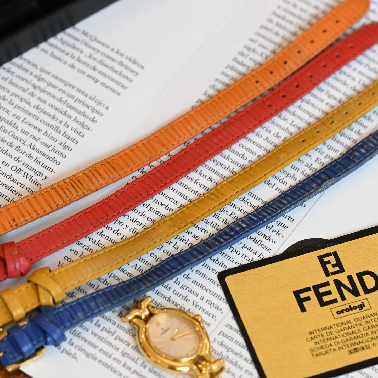 Fendi Chameleon 640L 028-304 Watch