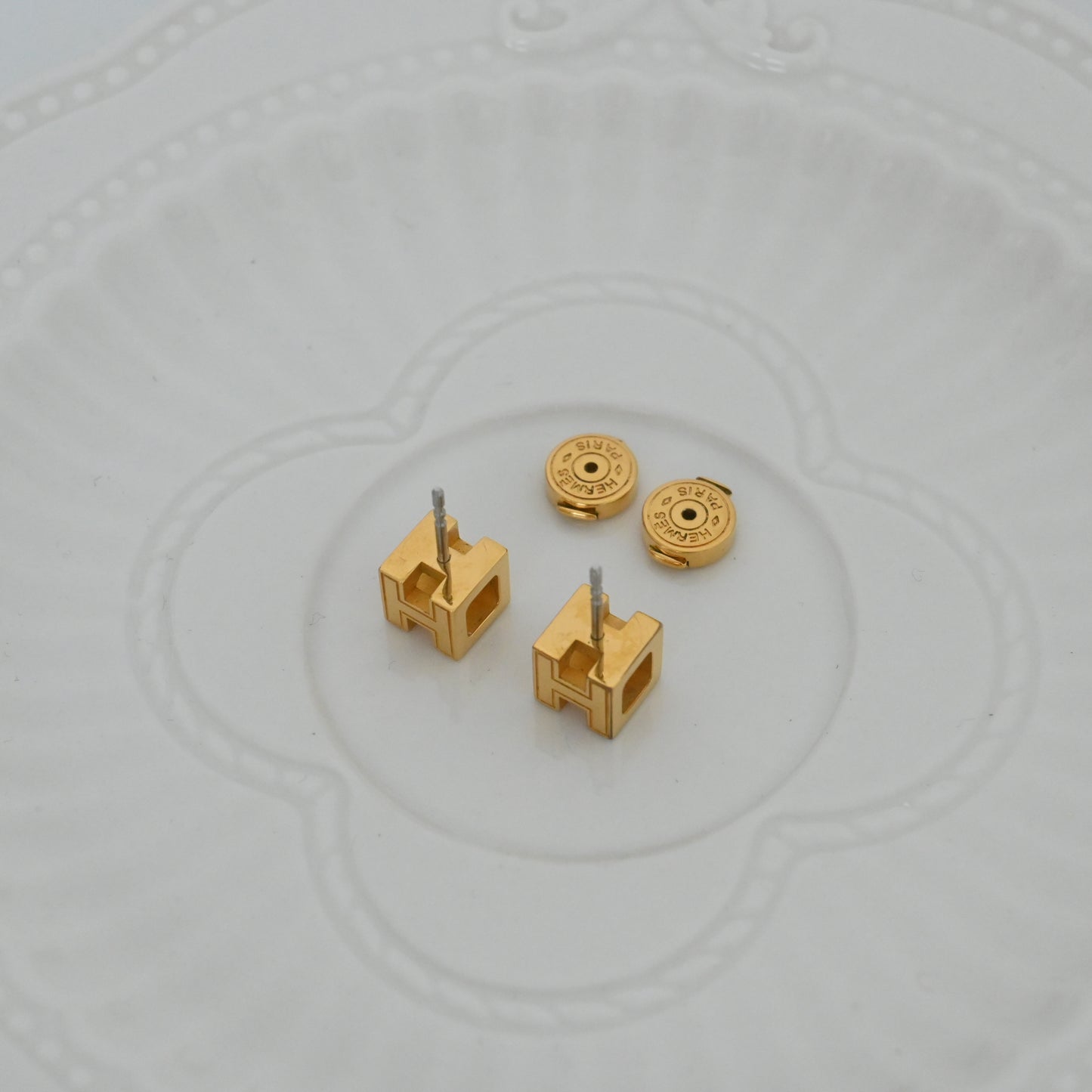 Hermes Cage d'H Golden Earrings White