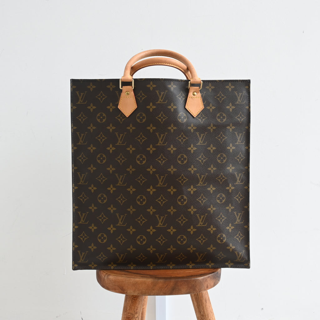 Louis Vuitton Monogram Sac Plat - Leluxe Vintage Sdn. Bhd.