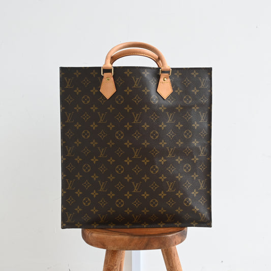 Louis Vuitton Monogram Sac Plat