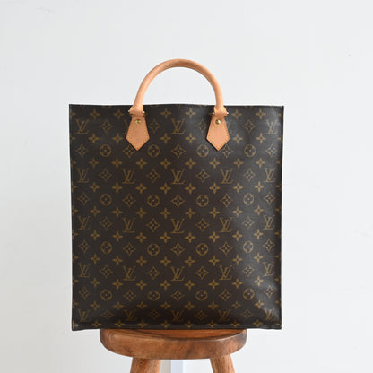 Louis Vuitton Monogram Sac Plat