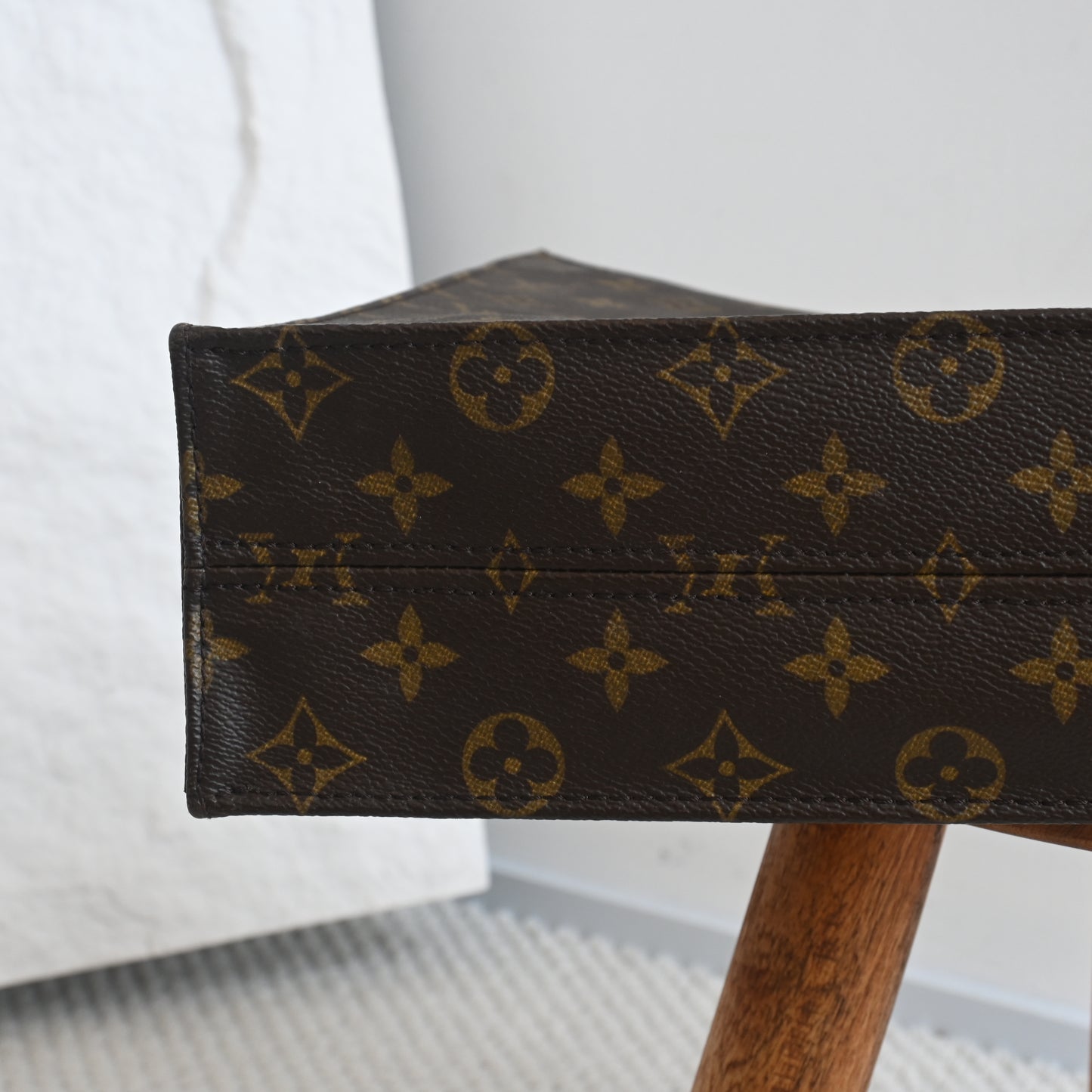 Louis Vuitton Monogram Sac Plat