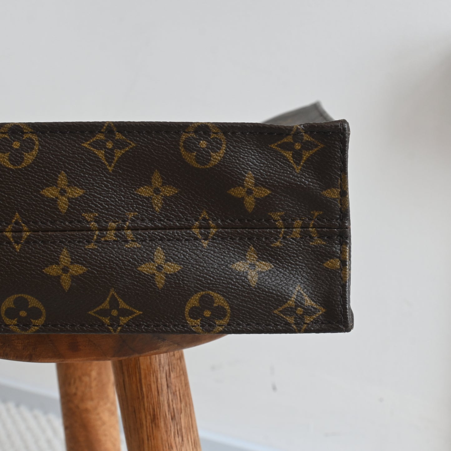 Louis Vuitton Monogram Sac Plat
