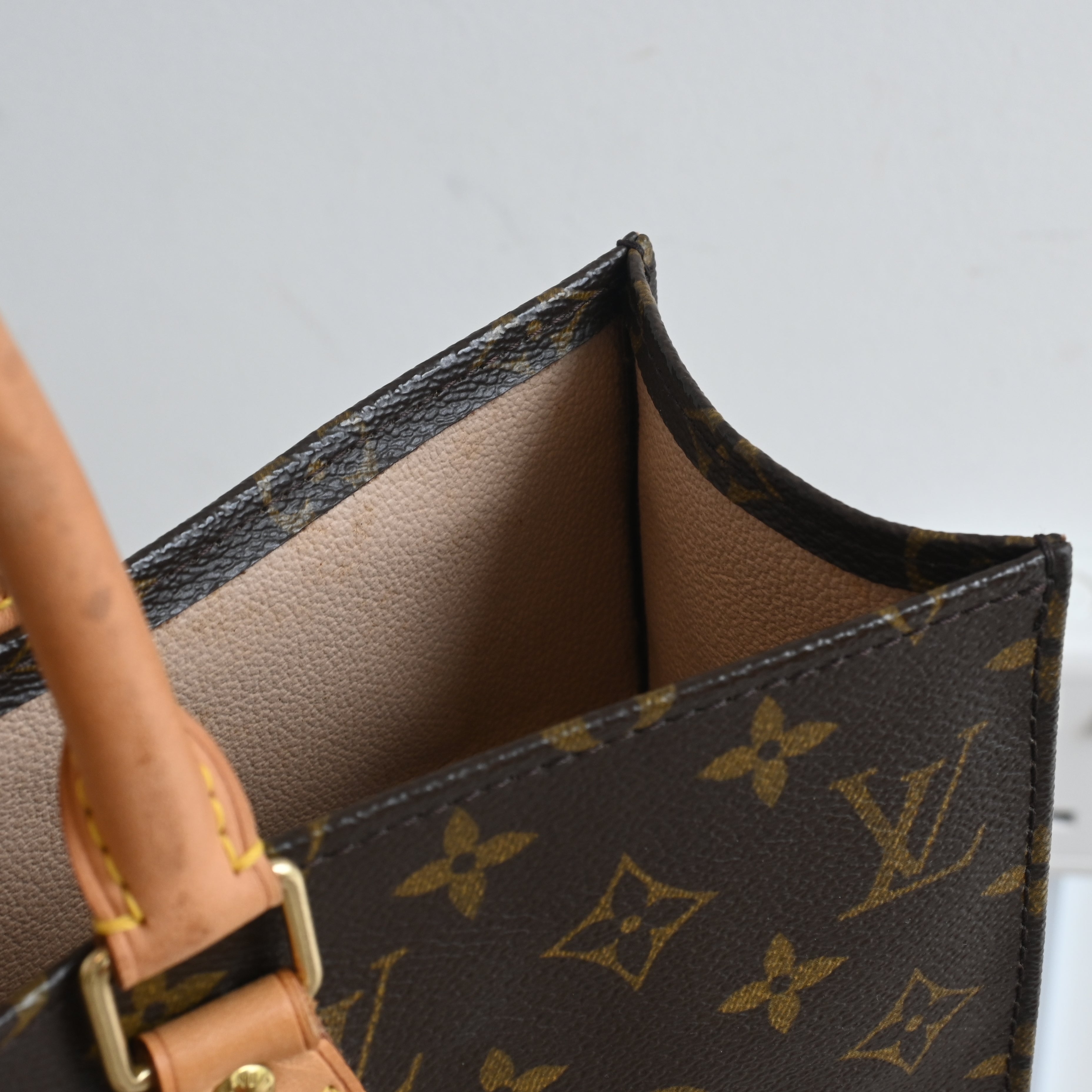 Louis Vuitton Monogram Sac Plat - Leluxe Vintage Sdn. Bhd.
