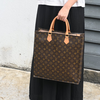 Louis Vuitton Monogram Sac Plat