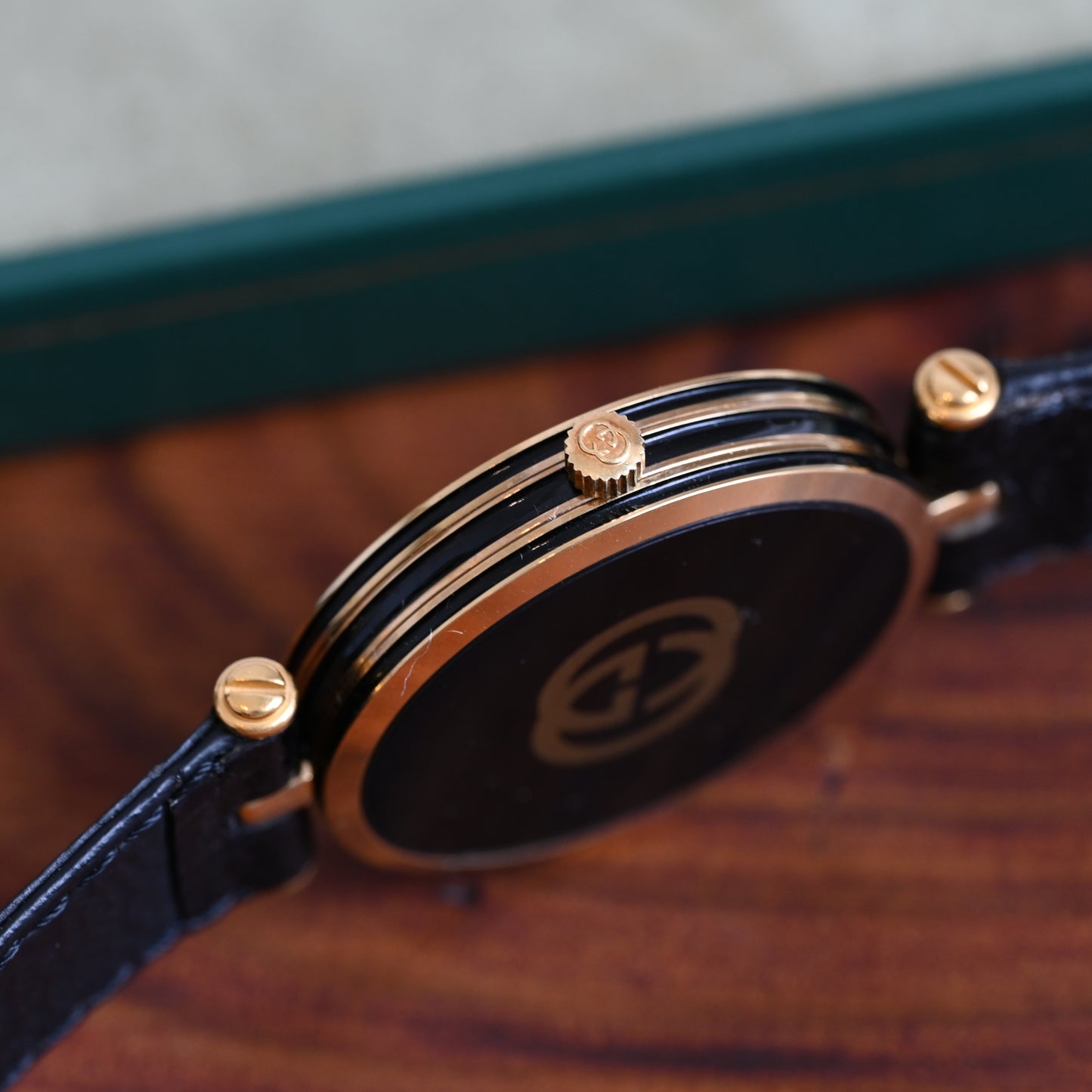 Gucci Sherry Line 2000M Watch