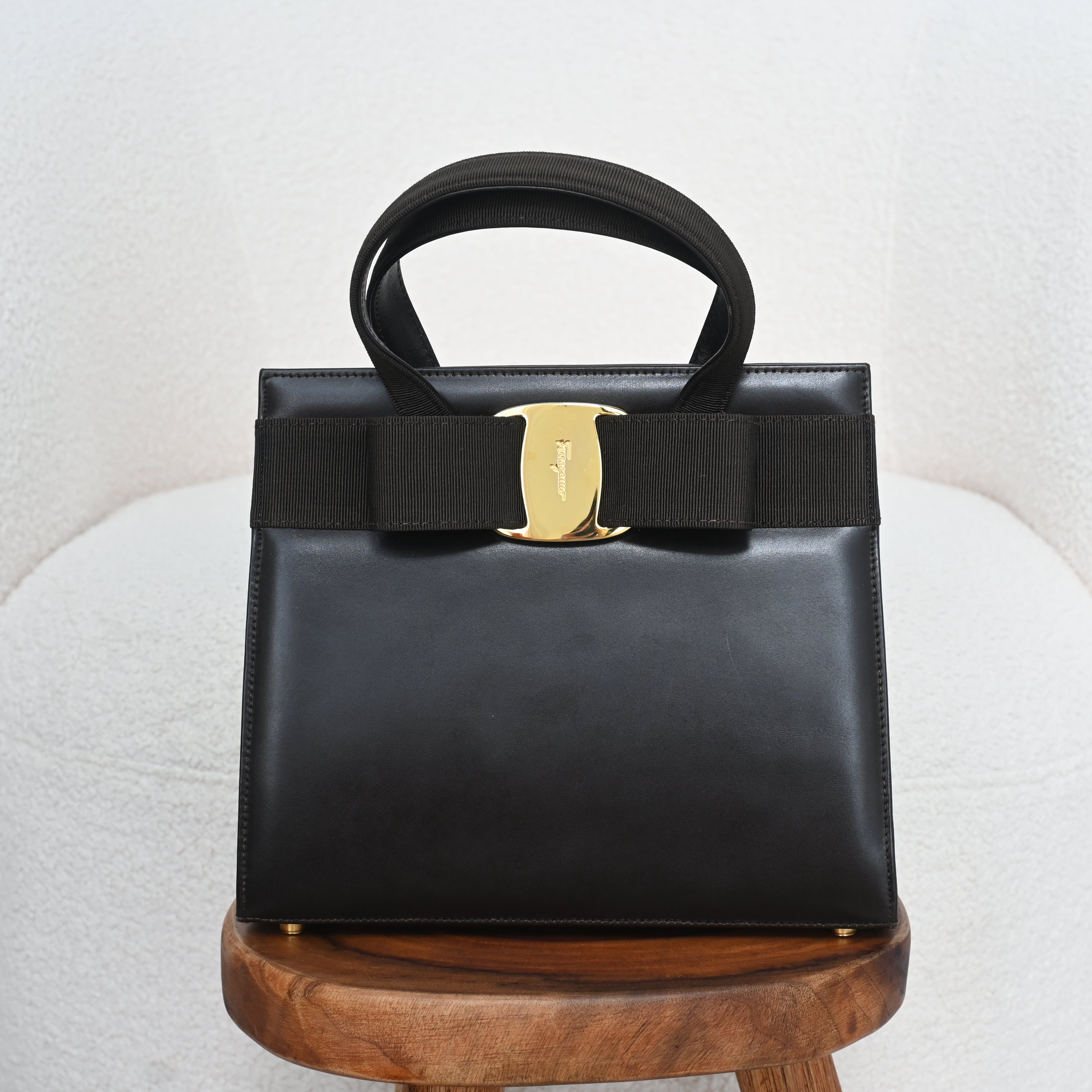Salvatore Ferragamo Vara Kelly
