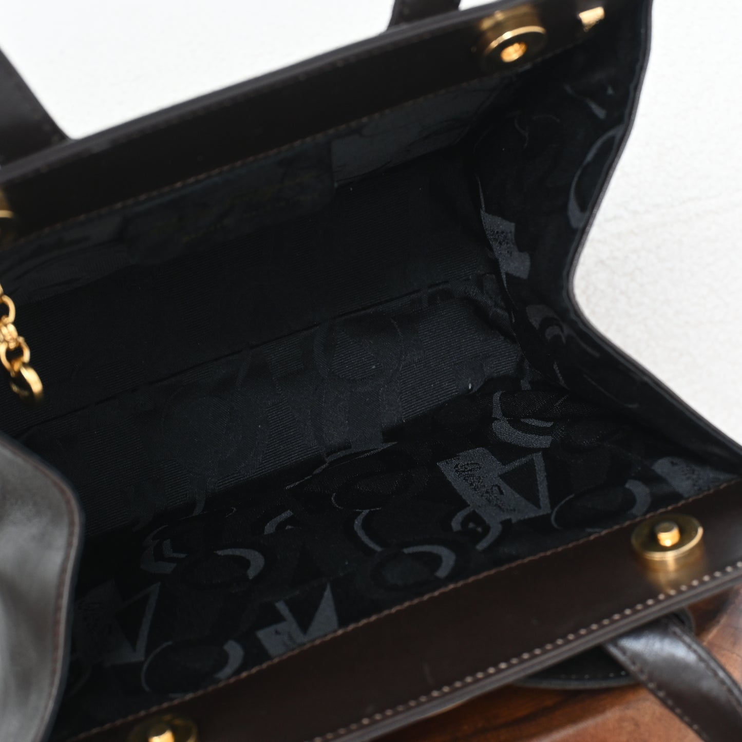 Salvatore Ferragamo Vara Kelly