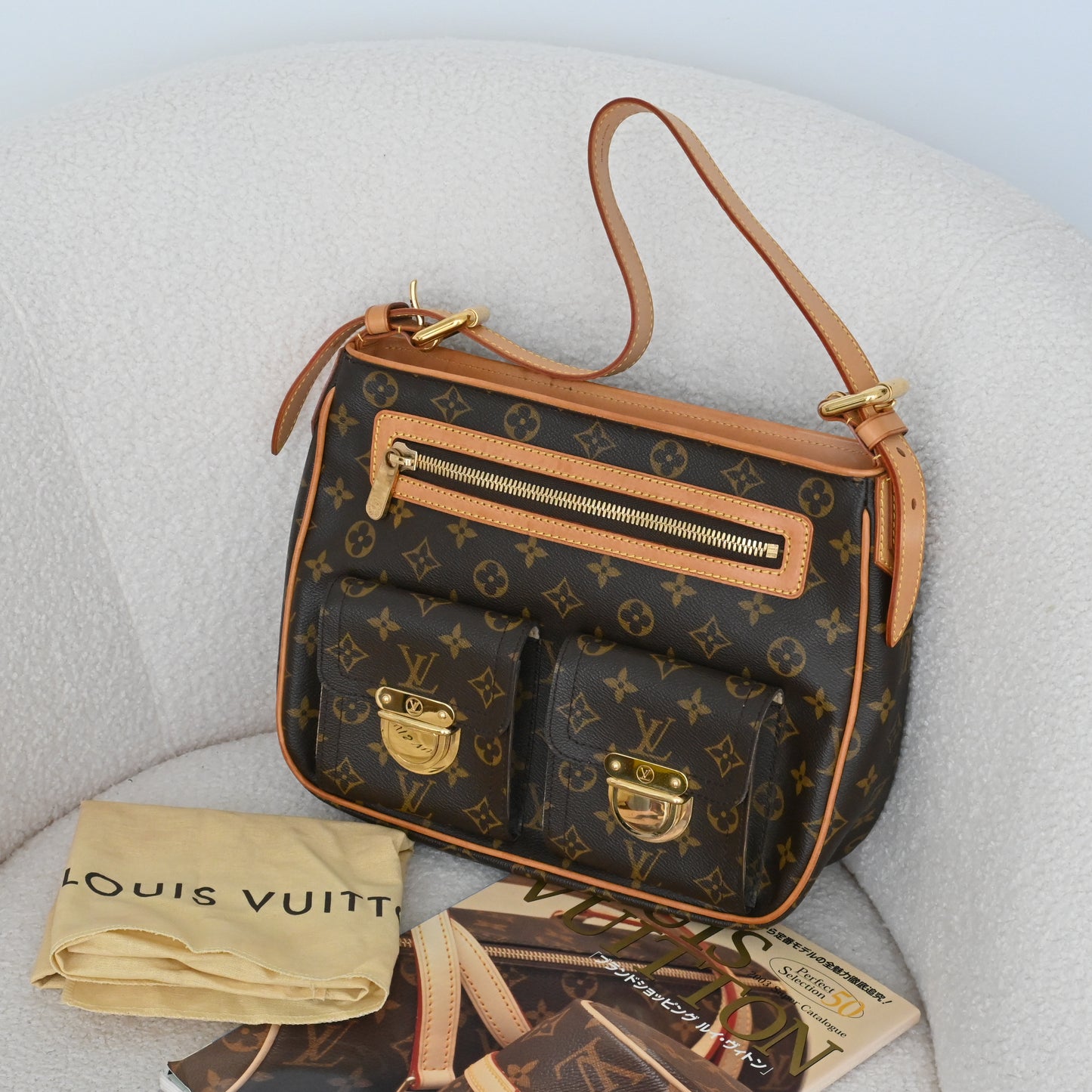 Louis Vuitton Monogram Hudson GM