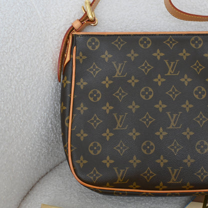 Louis Vuitton Monogram Hudson GM