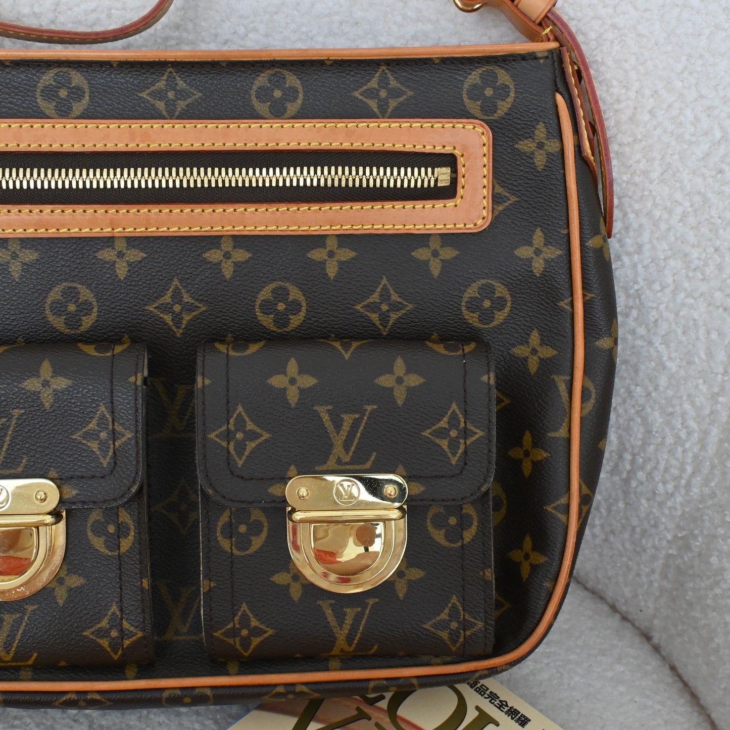 Louis Vuitton Monogram Hudson GM