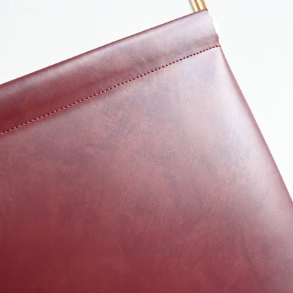 Trinity de Cartier Handbag in Bordeaux