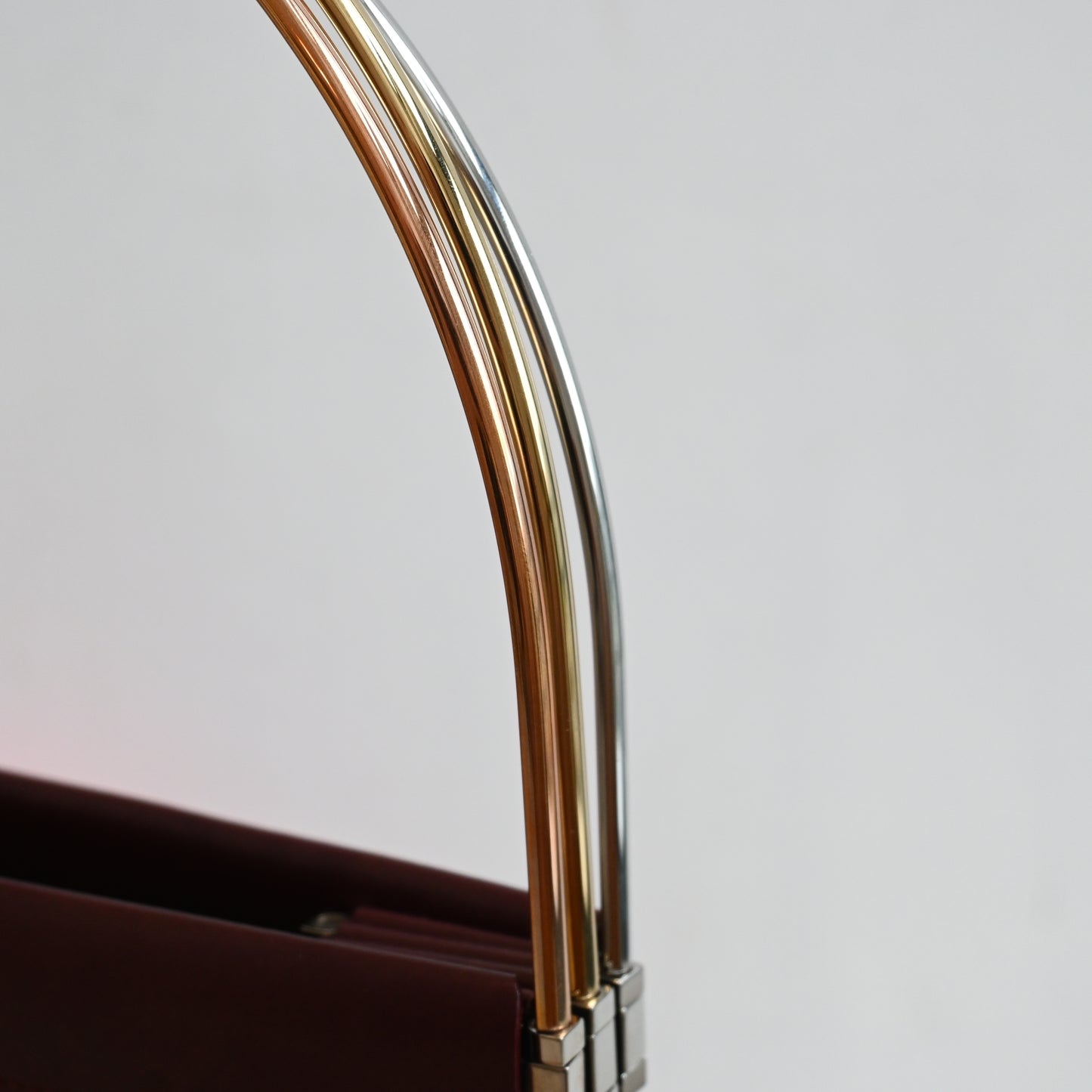 Trinity de Cartier Handbag in Bordeaux