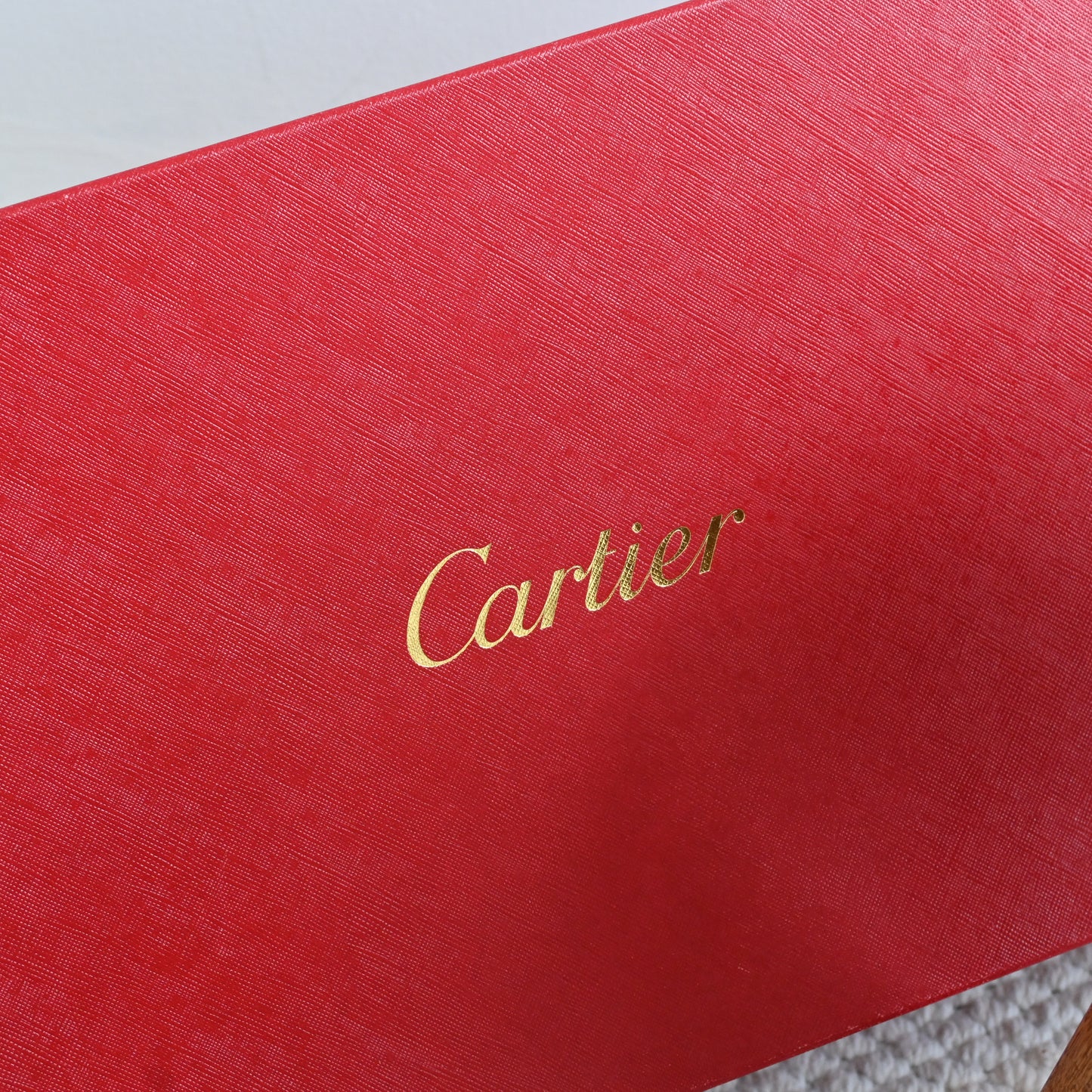 Trinity de Cartier Handbag in Bordeaux