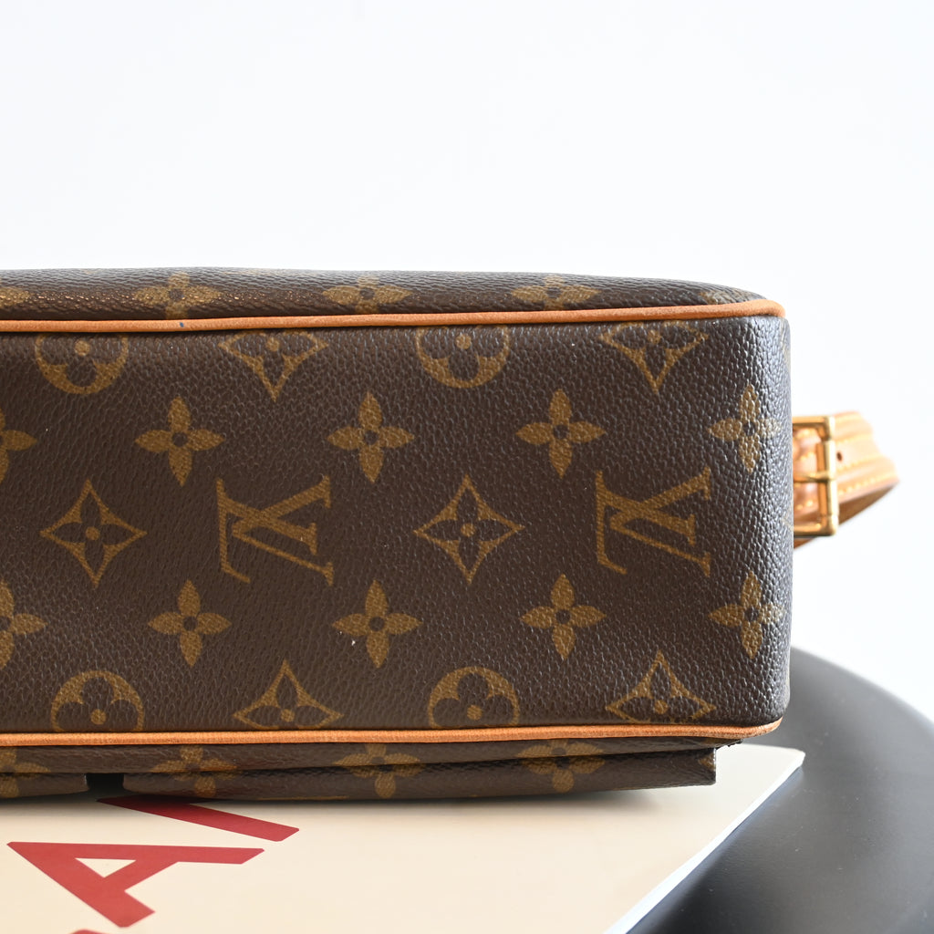 Louis Vuitton Monogram Viva Cite MM - Leluxe Vintage Sdn. Bhd.