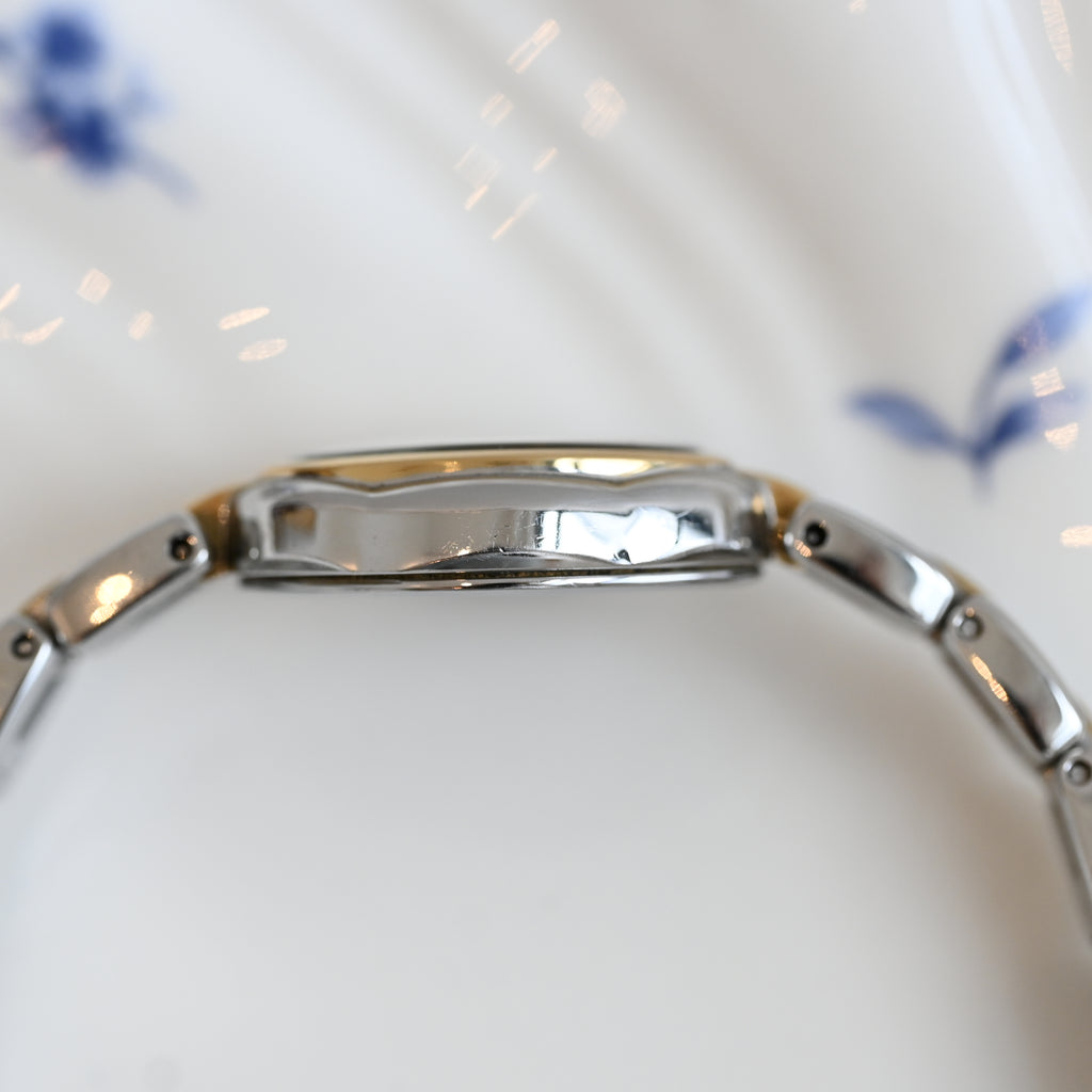 Seiko V110-0AG0 Solar Shell Dial Ladies Watch - Leluxe Vintage Sdn. Bhd.