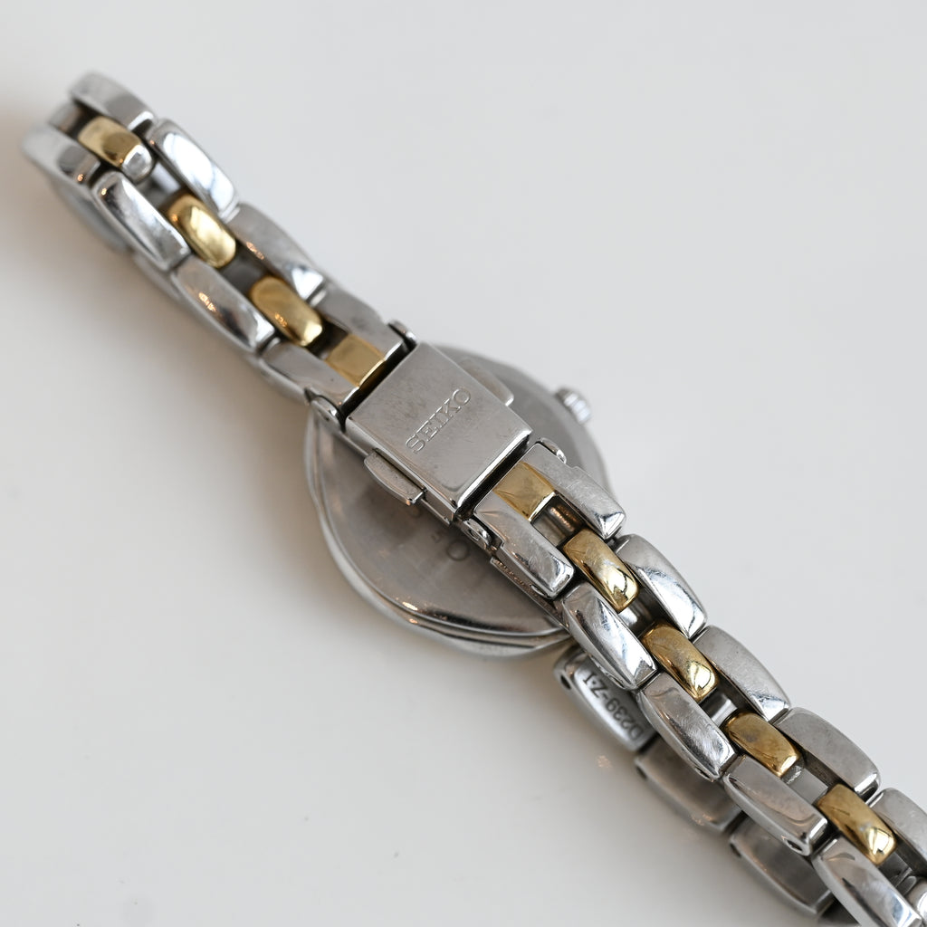 Seiko V110-0AG0 Solar Shell Dial Ladies Watch - Leluxe Vintage Sdn. Bhd.
