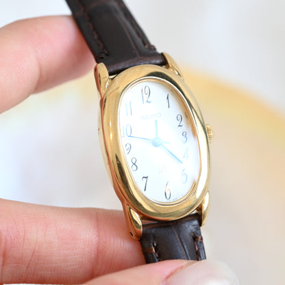 Seiko Neue 1F21-5B70 Baignoire Watch