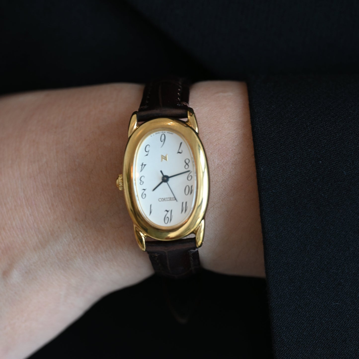 Seiko Neue 1F21-5B70 Baignoire Watch